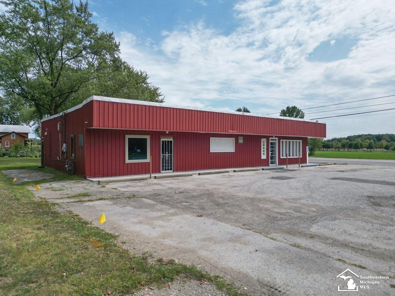 10606 Lewis Avenue Bedford Township MI 48182