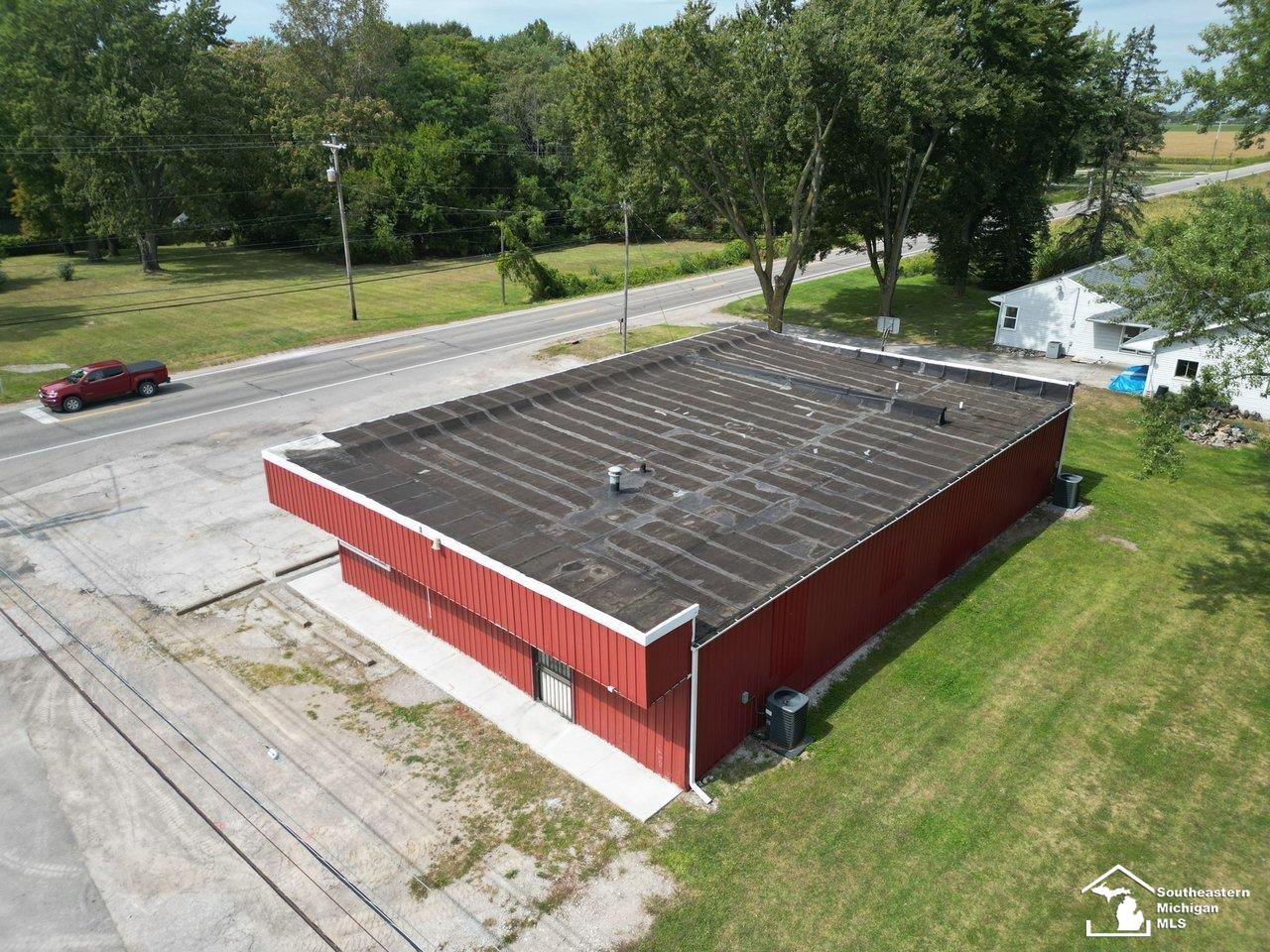 10606 Lewis Avenue Bedford Township MI 48182