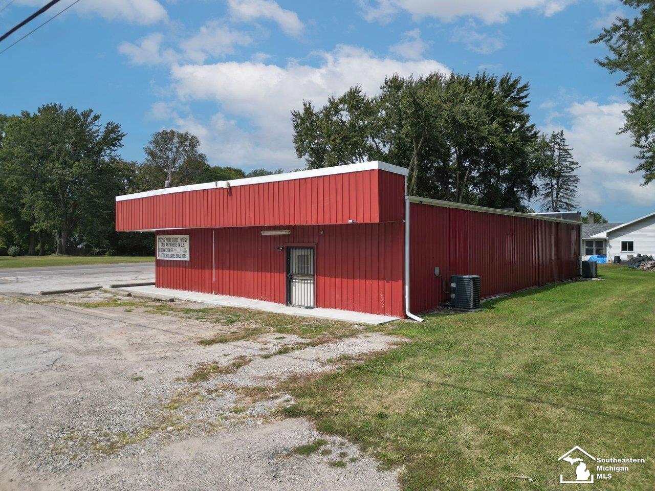 10606 Lewis Avenue Bedford Township MI 48182