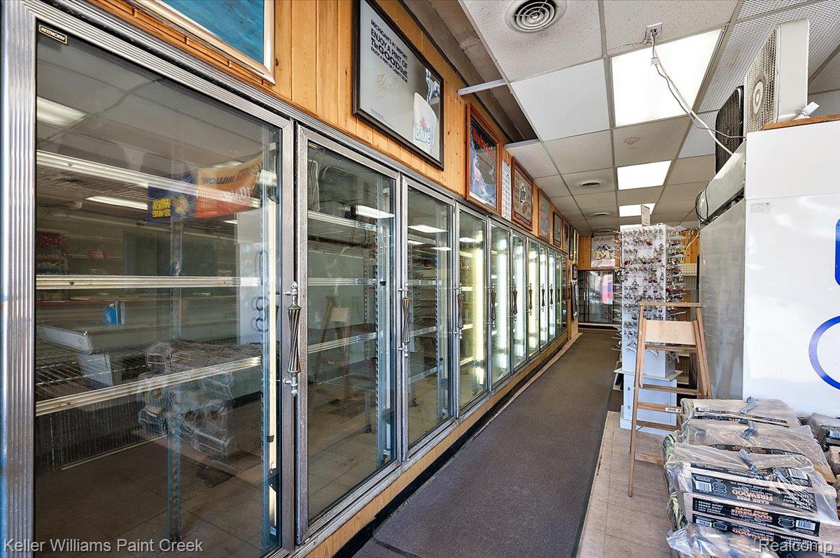 2515 Union Lake Road Commerce Charter Township MI 48382