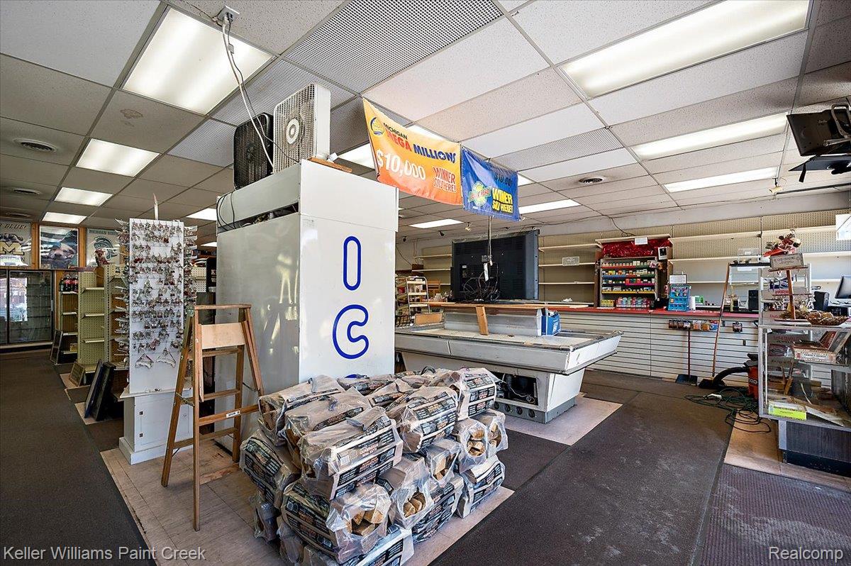 2515 Union Lake Road Commerce Charter Township MI 48382
