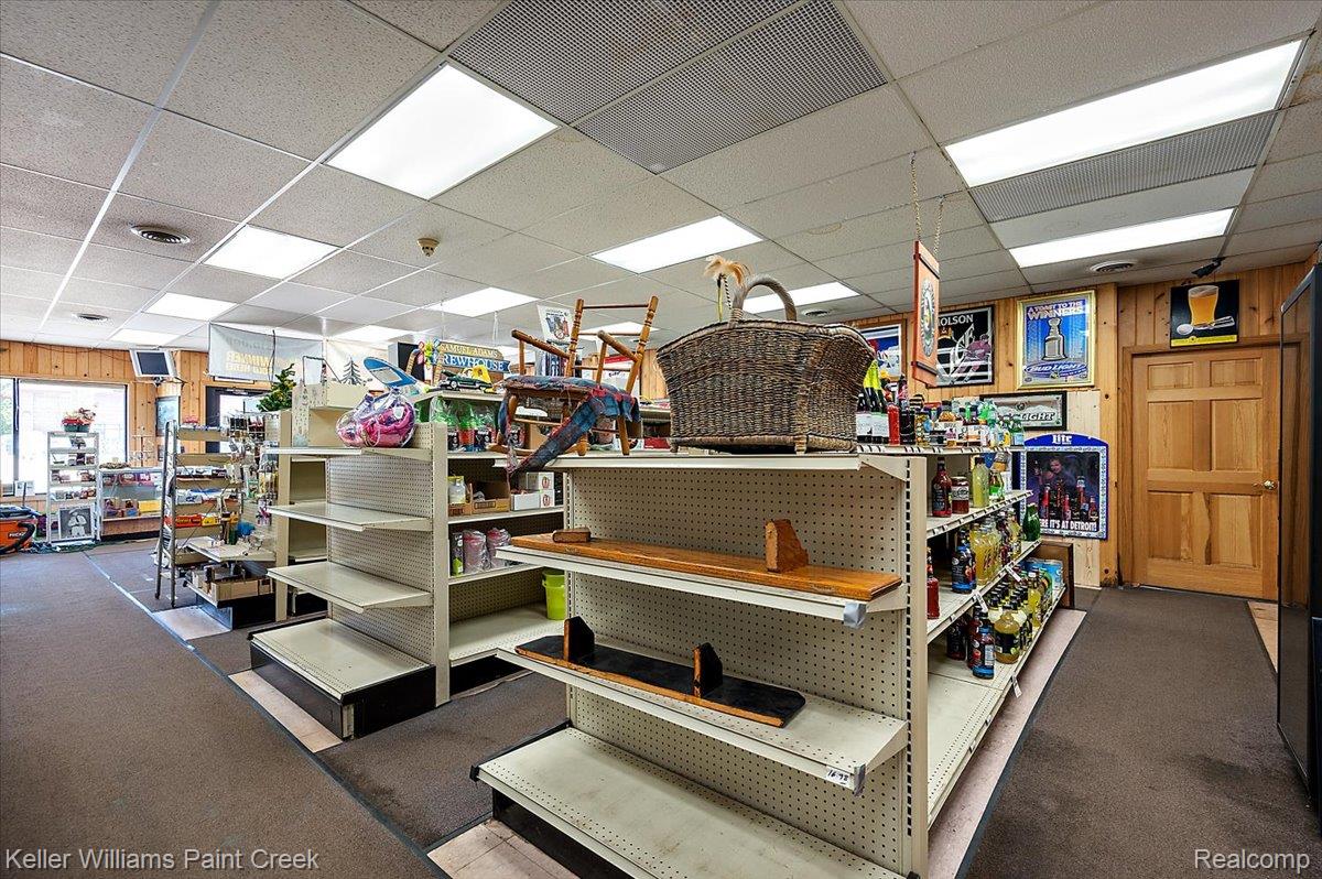 2515 Union Lake Road Commerce Charter Township MI 48382
