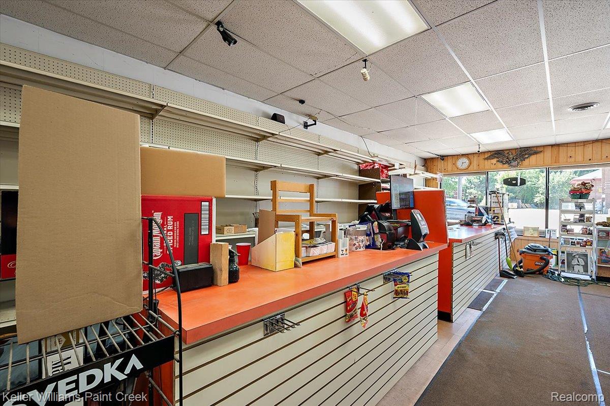 2515 Union Lake Road Commerce Charter Township MI 48382