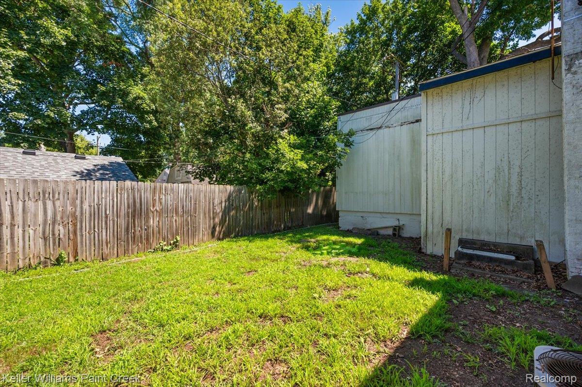 2515 Union Lake Road Commerce Charter Township MI 48382