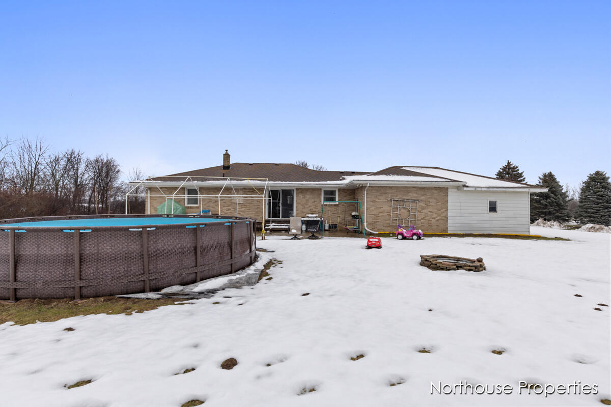3898-3900 68th Street SE Gaines Charter Township MI 49316