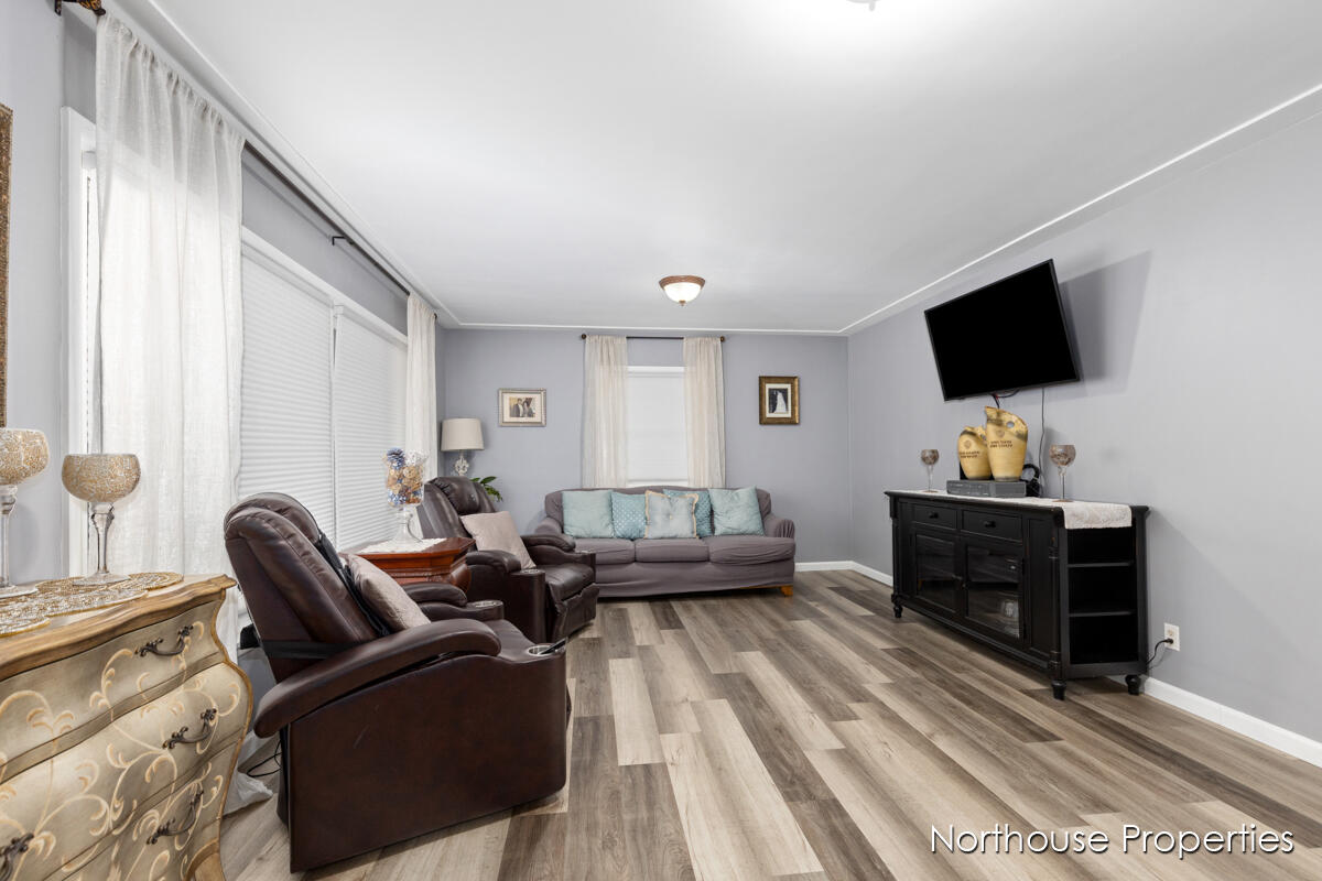 3898-3900 68th Street SE Gaines Charter Township MI 49316