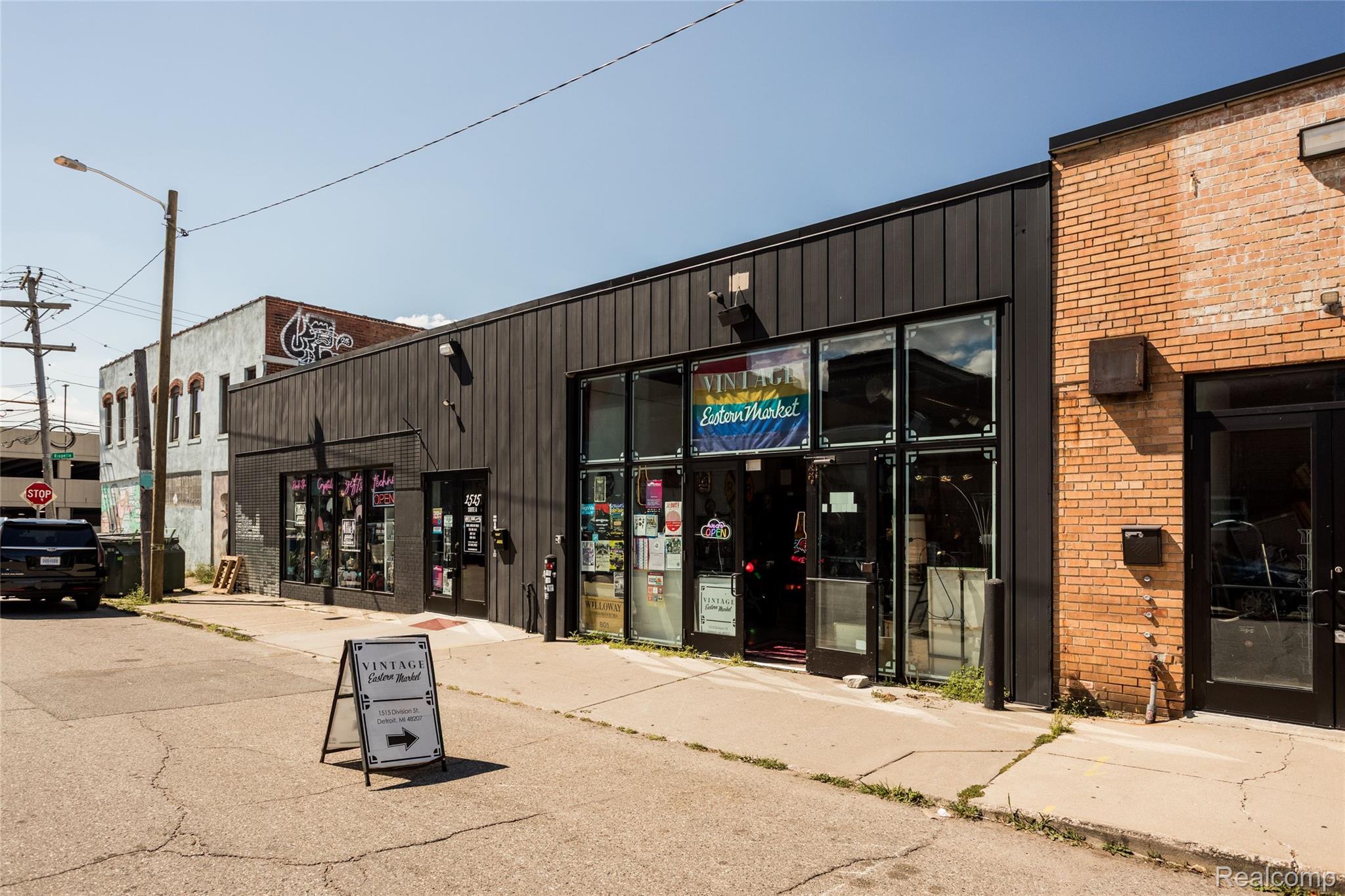 1515 Division Street Detroit City MI 48207
