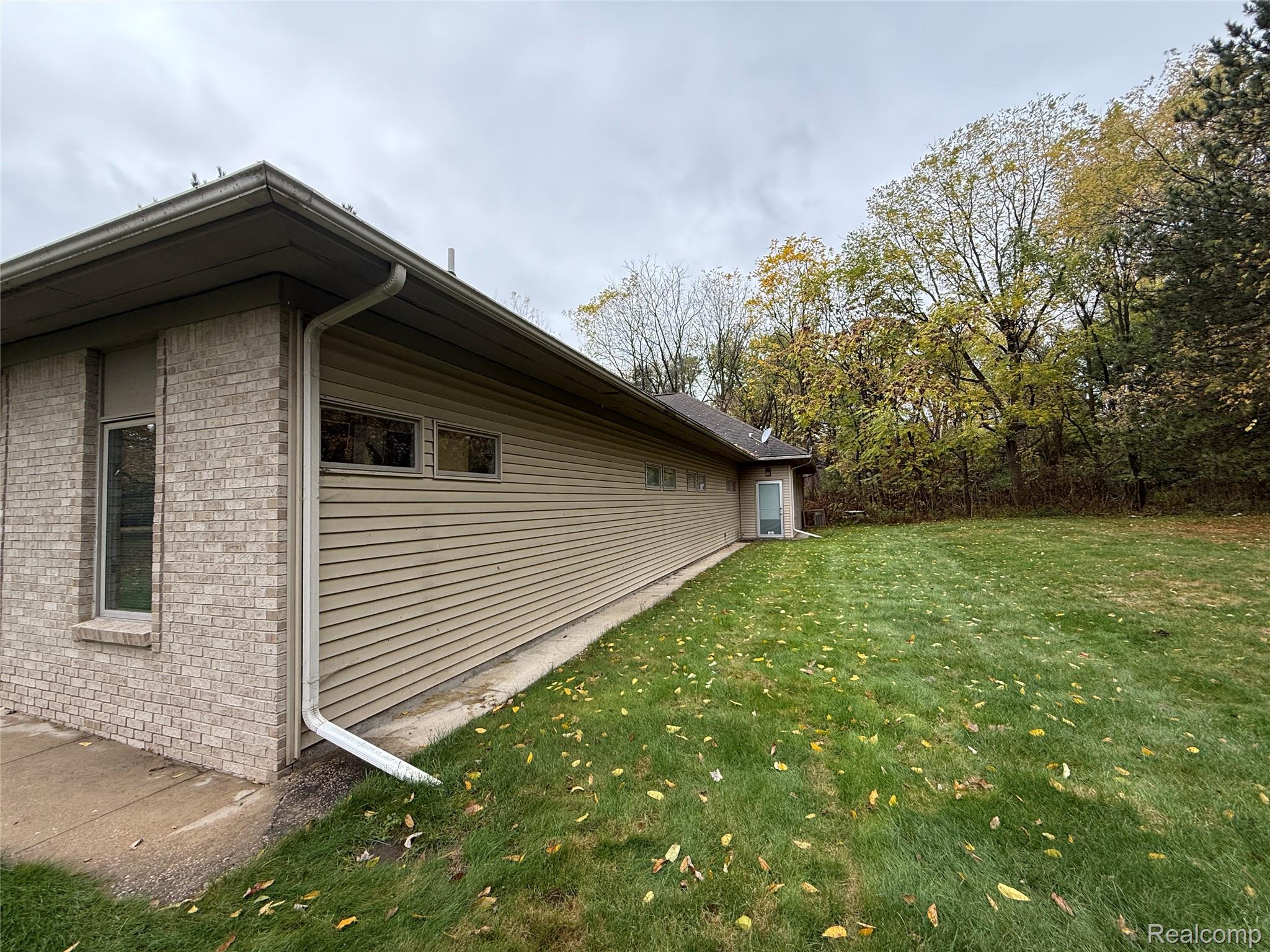 3380 Beecher Road Flint City MI 48532