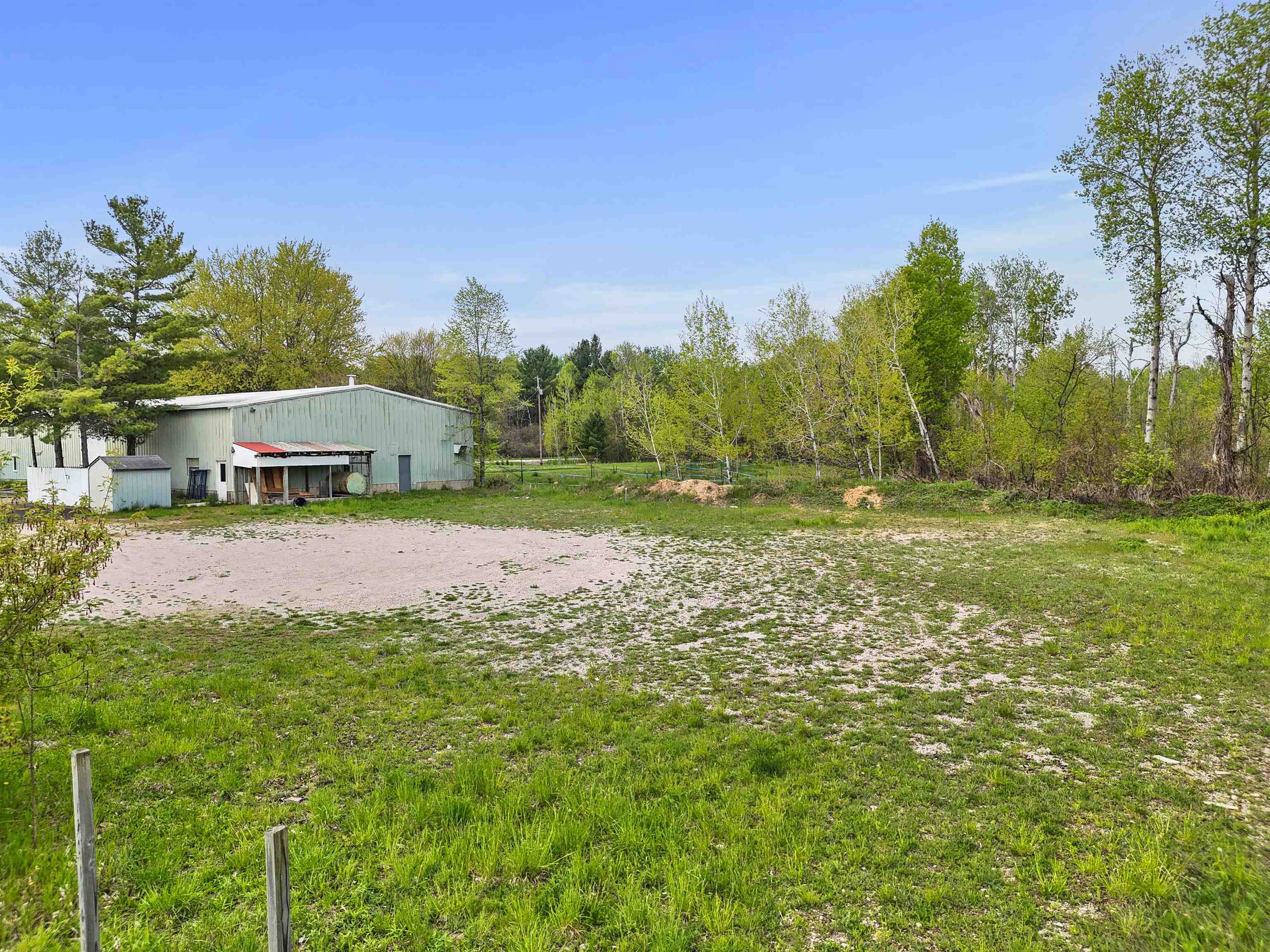 9435 E Cherry Bend Road Elmwood Charter Township MI 49684