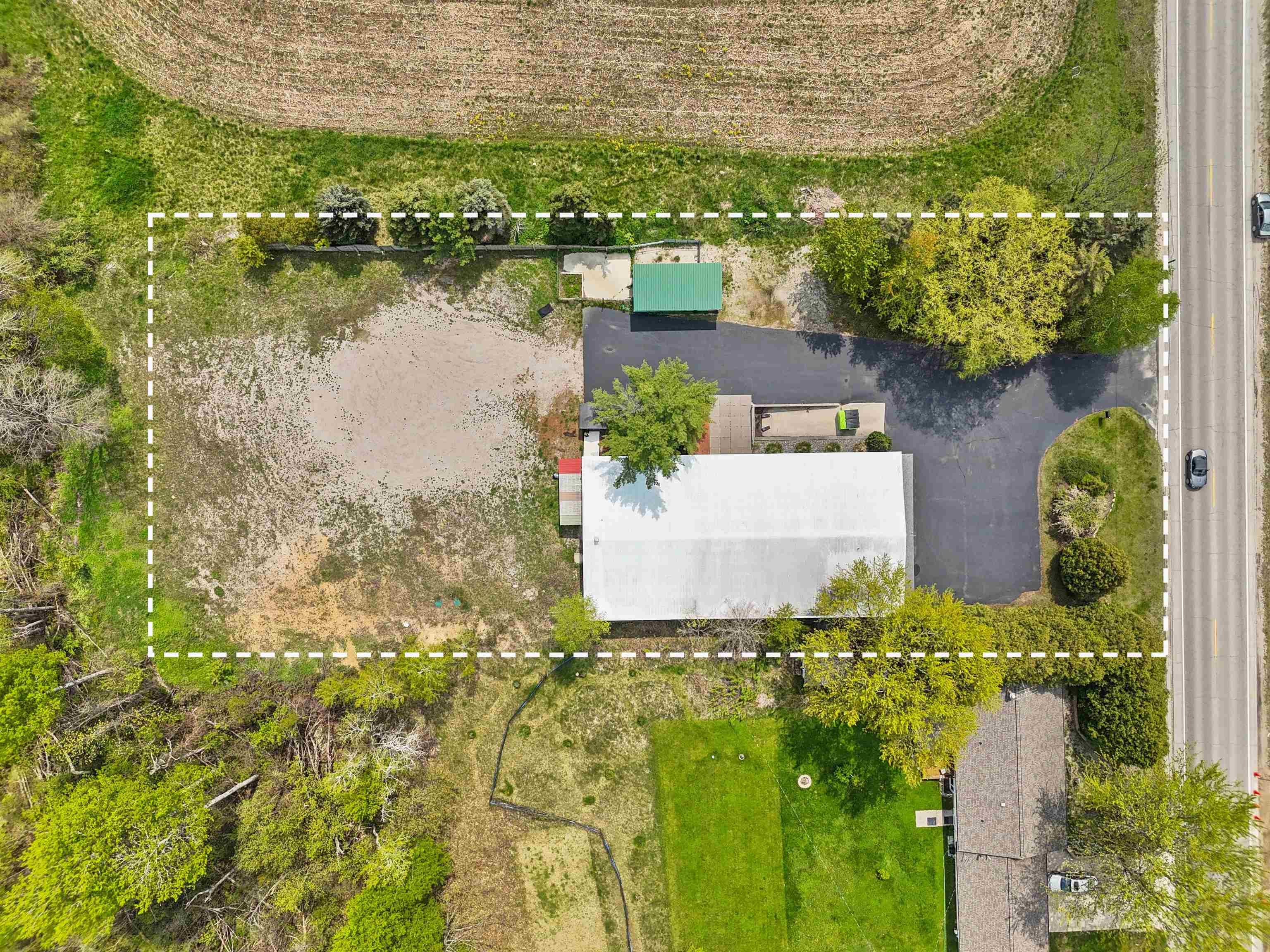 9435 E Cherry Bend Road Elmwood Charter Township MI 49684