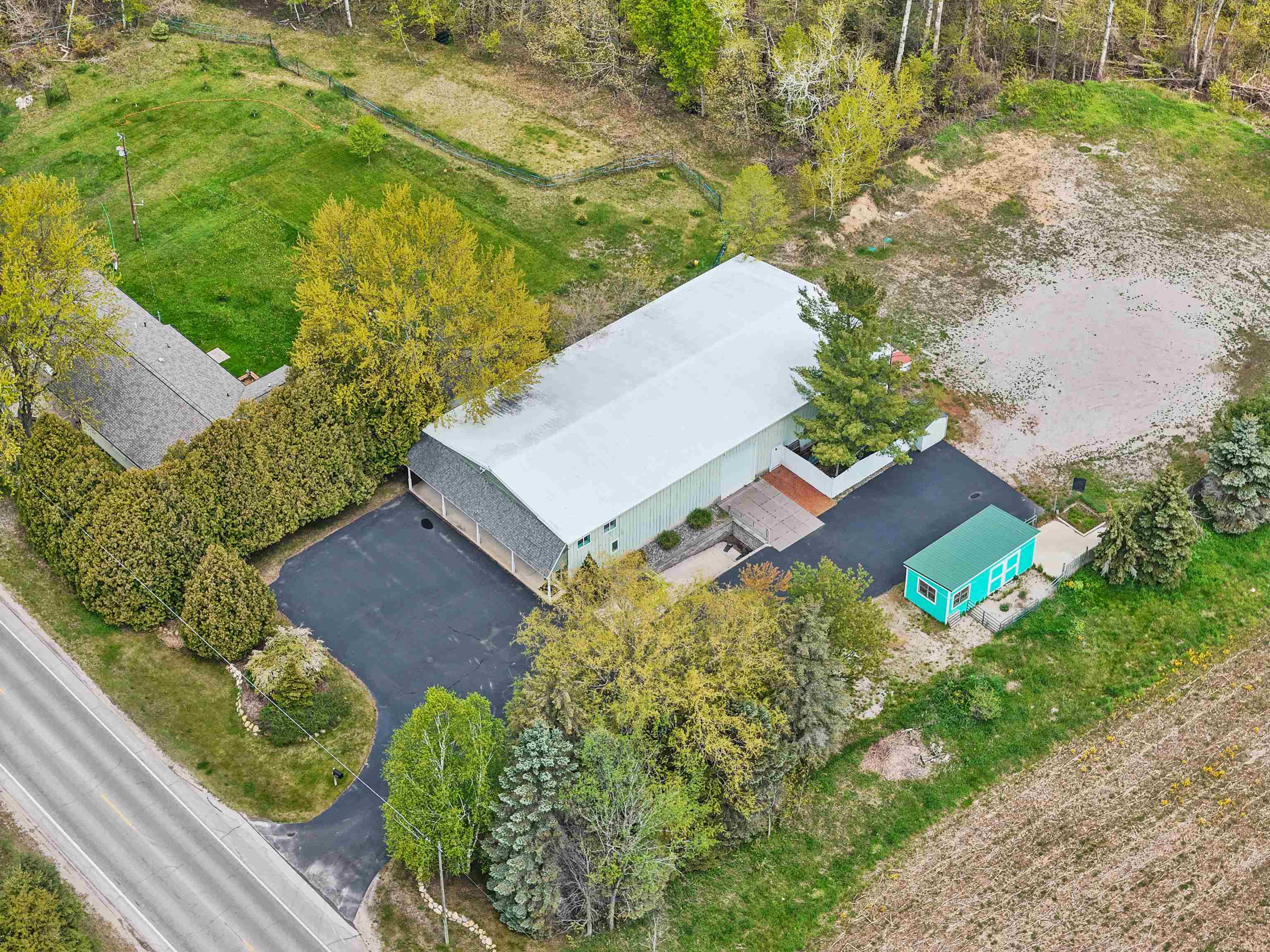 9435 E Cherry Bend Road Elmwood Charter Township MI 49684