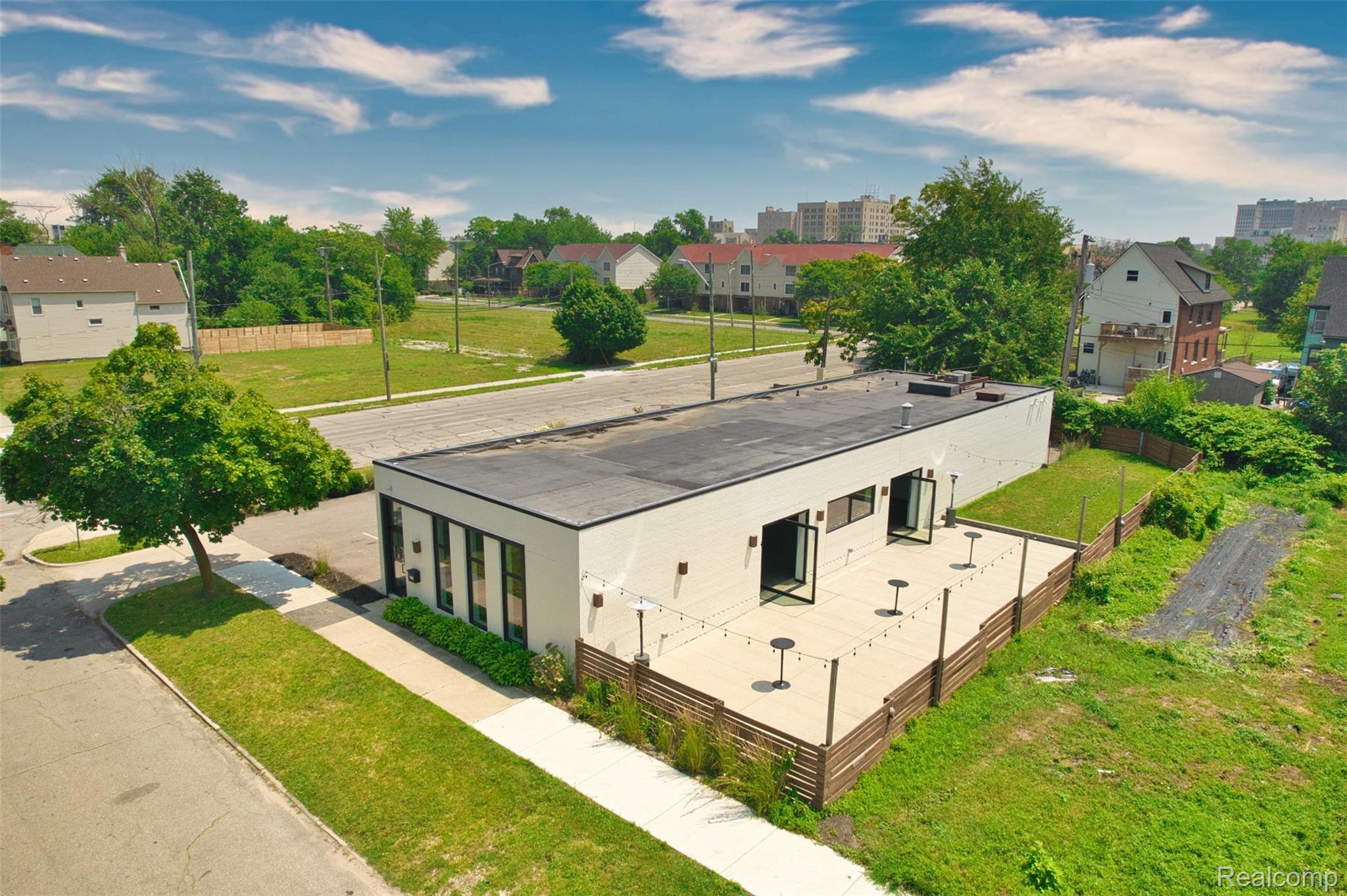 611 W Philadelphia Street Detroit City MI 48202