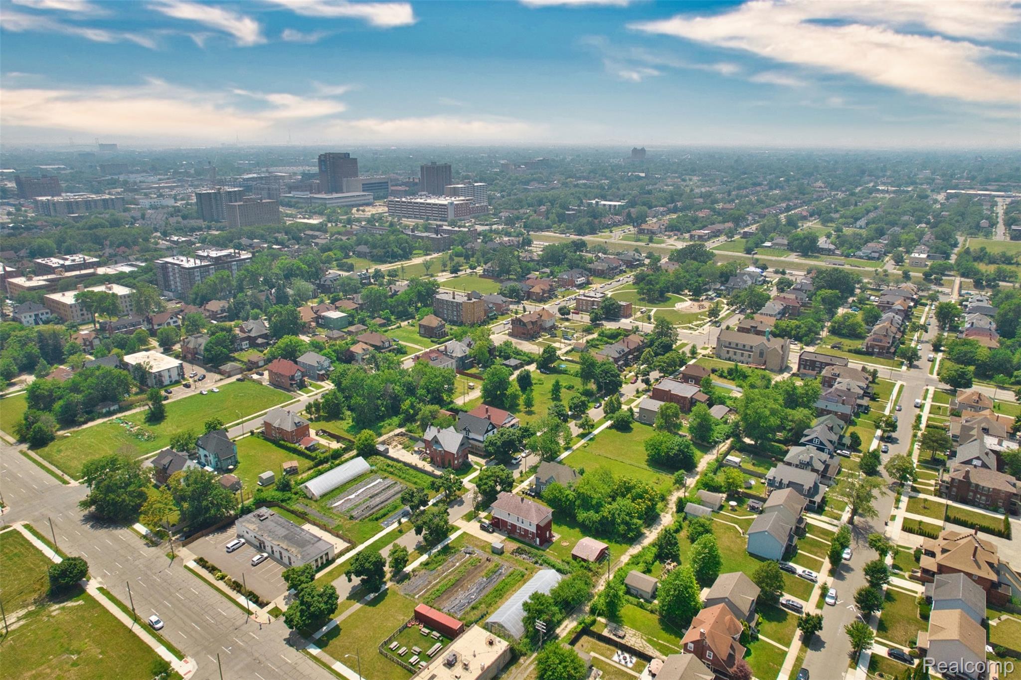 611 W Philadelphia Street Detroit City MI 48202