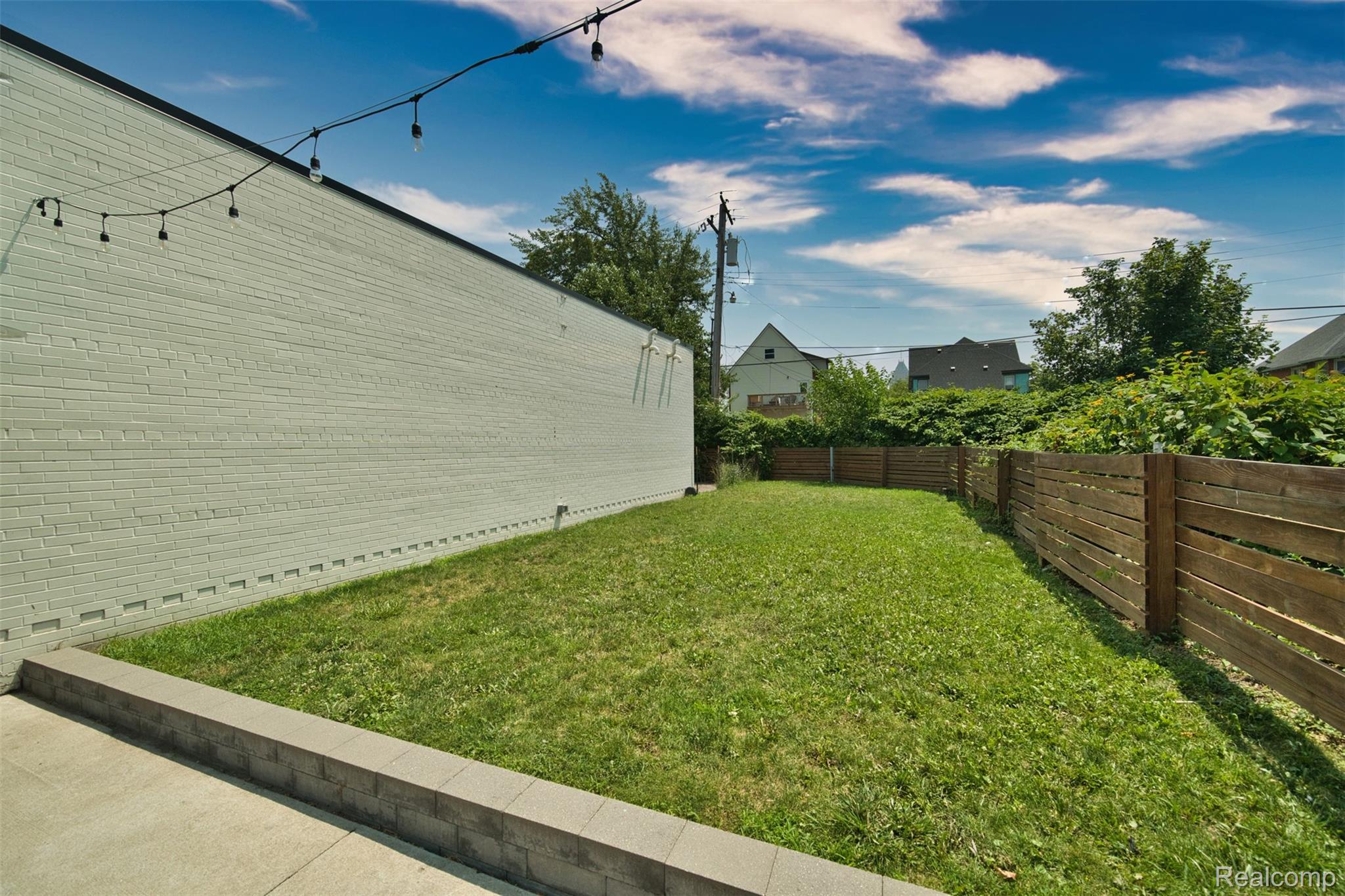 611 W Philadelphia Street Detroit City MI 48202