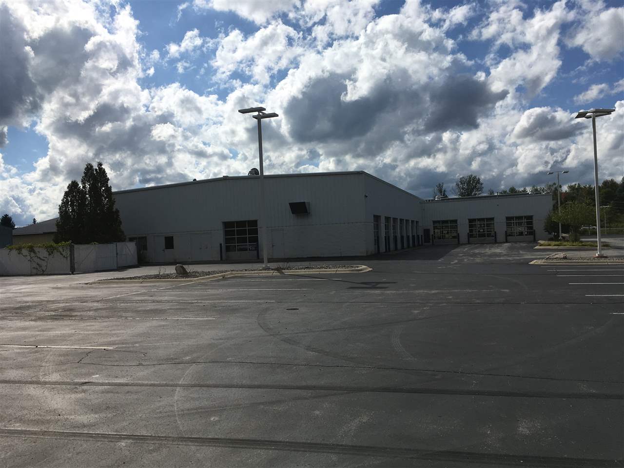 3566 N Us-31 S Garfield Charter Township MI 49684