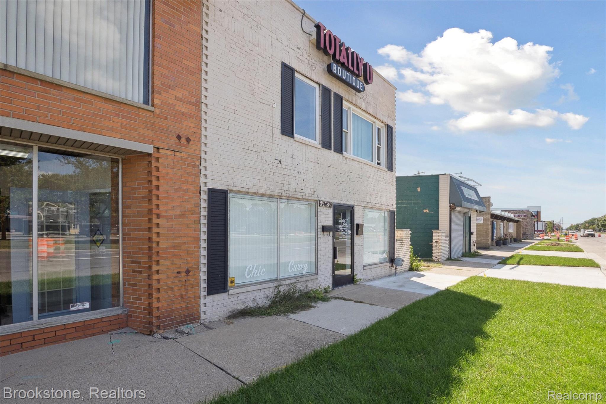 24450 Gratiot Avenue Eastpointe City MI 48021