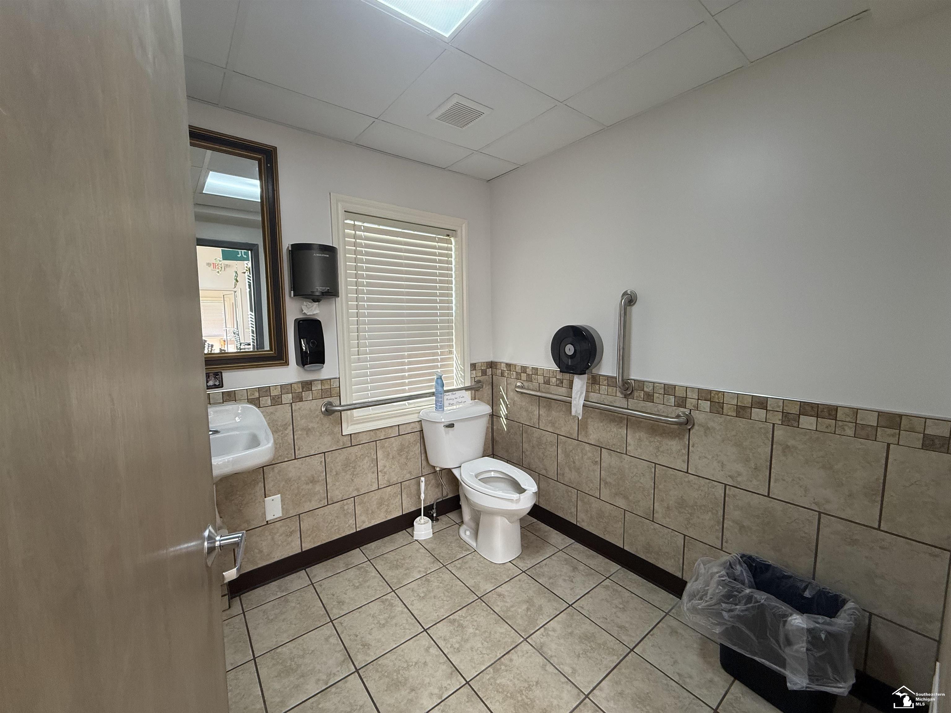 33518 W Jefferson Avenue Brownstown Charter Township MI 48173