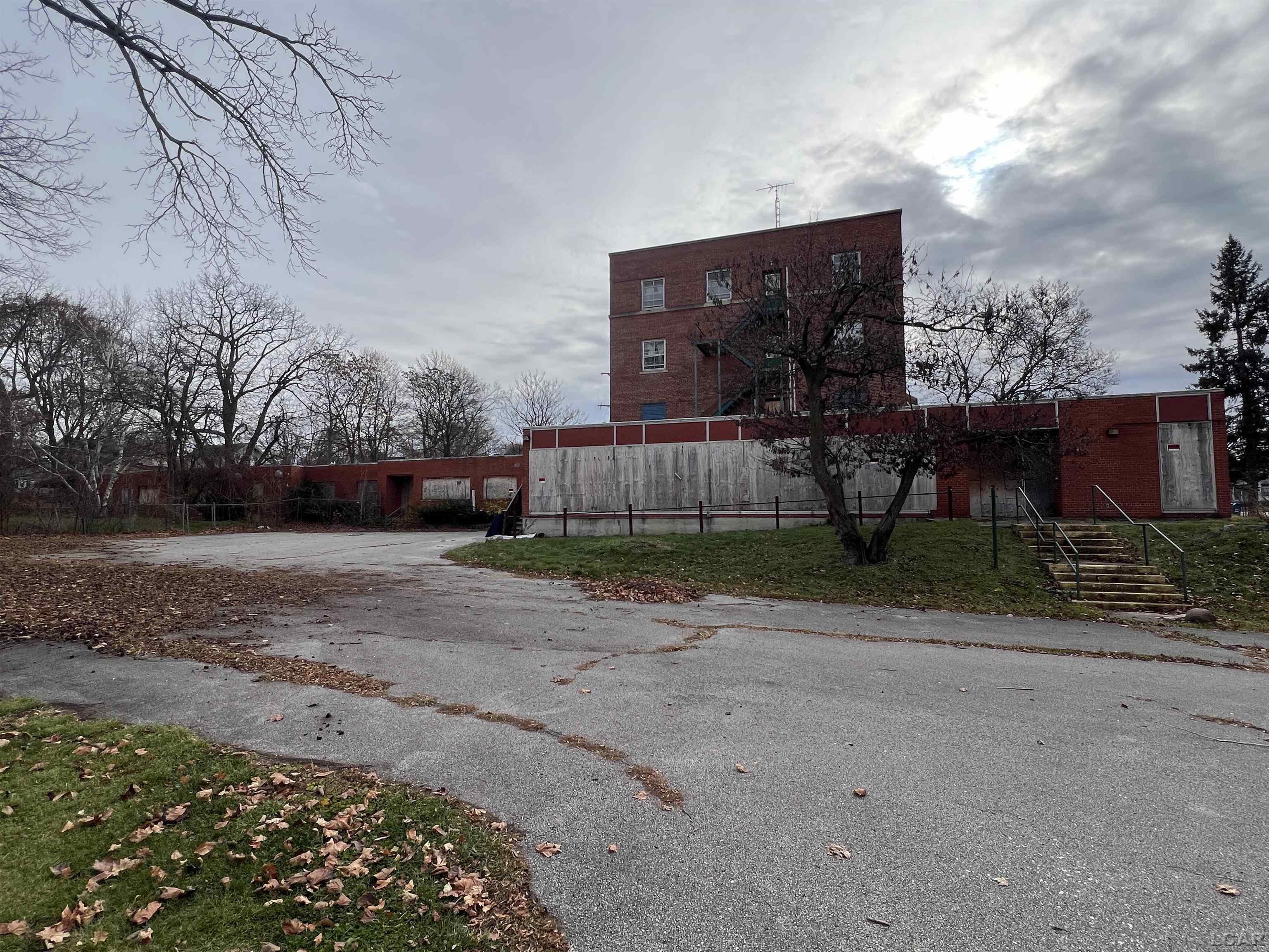 120 North Locust Street Adrian City MI 49221