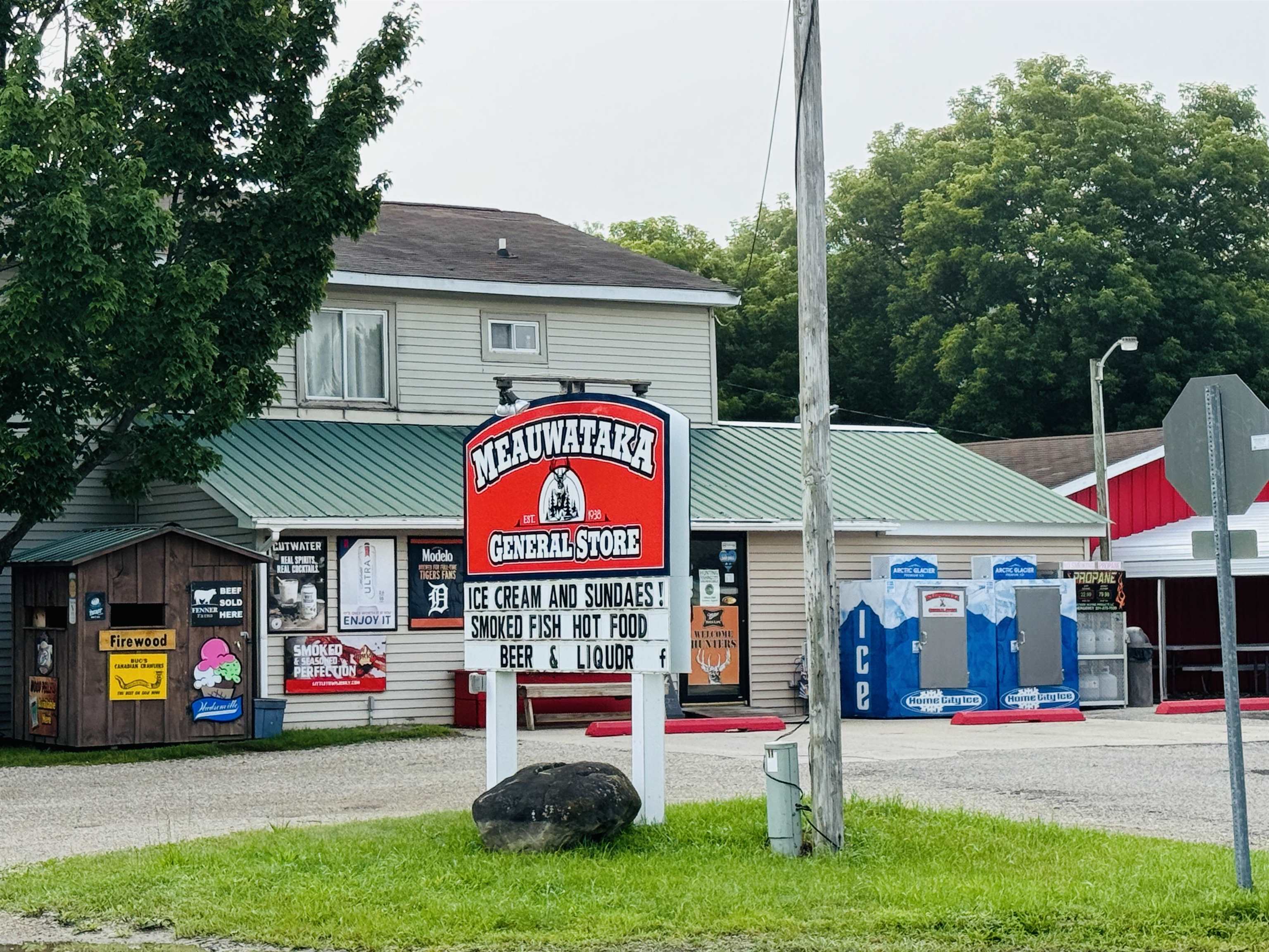 2020 E 24 Road Colfax Township MI 49601