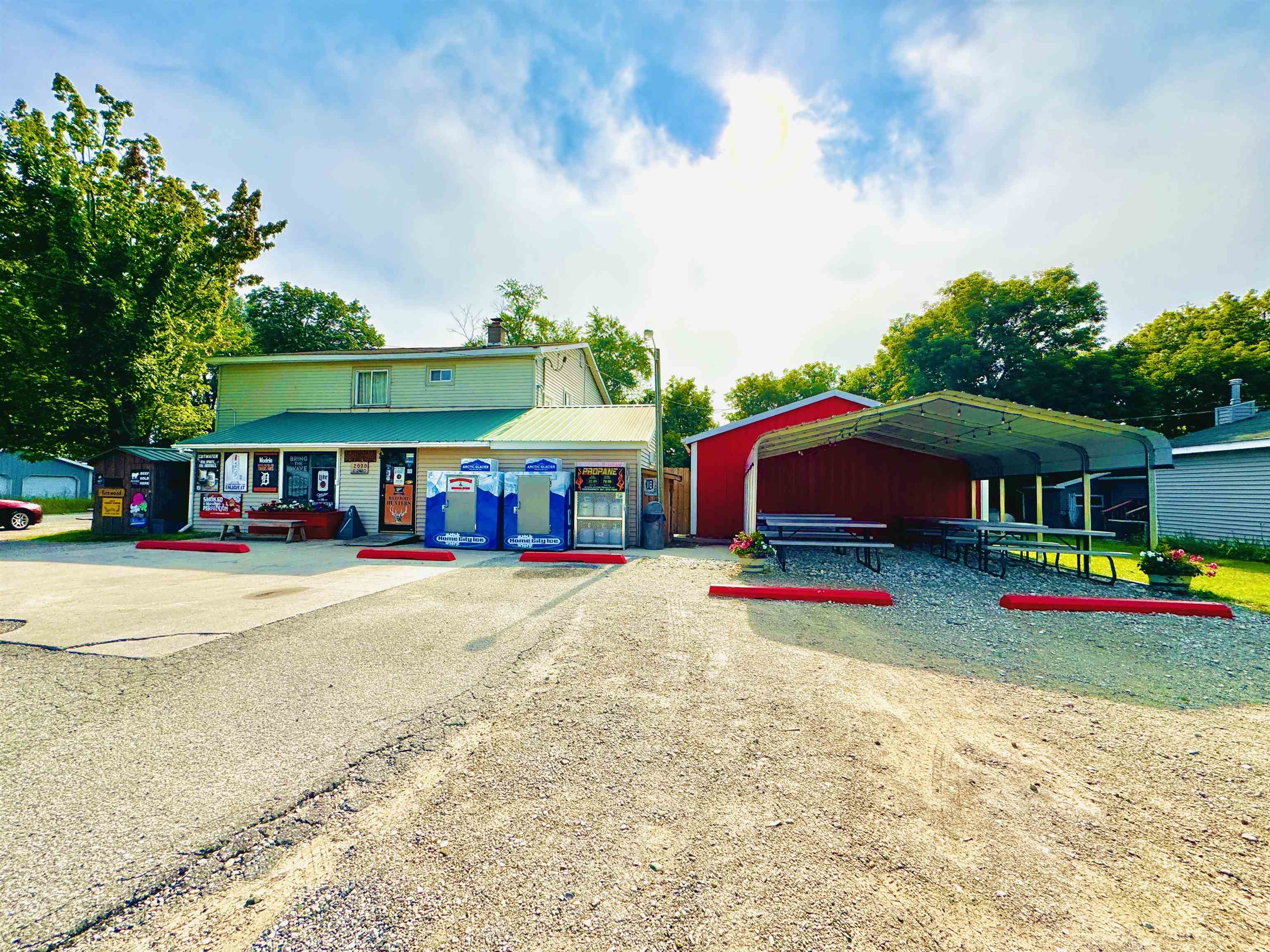 2020 E 24 Road Colfax Township MI 49601