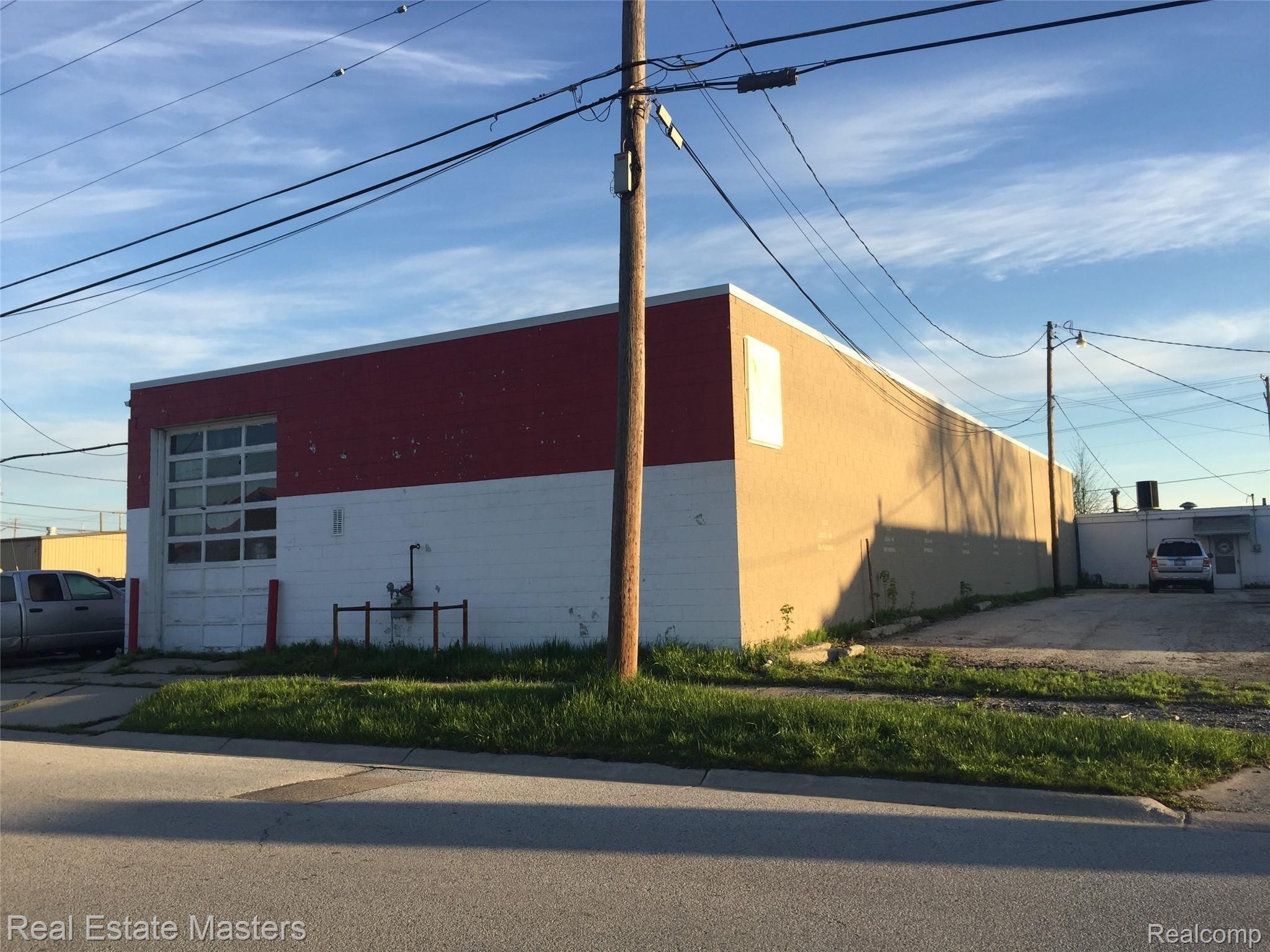 2222 Lapeer Avenue Port Huron City MI 48060