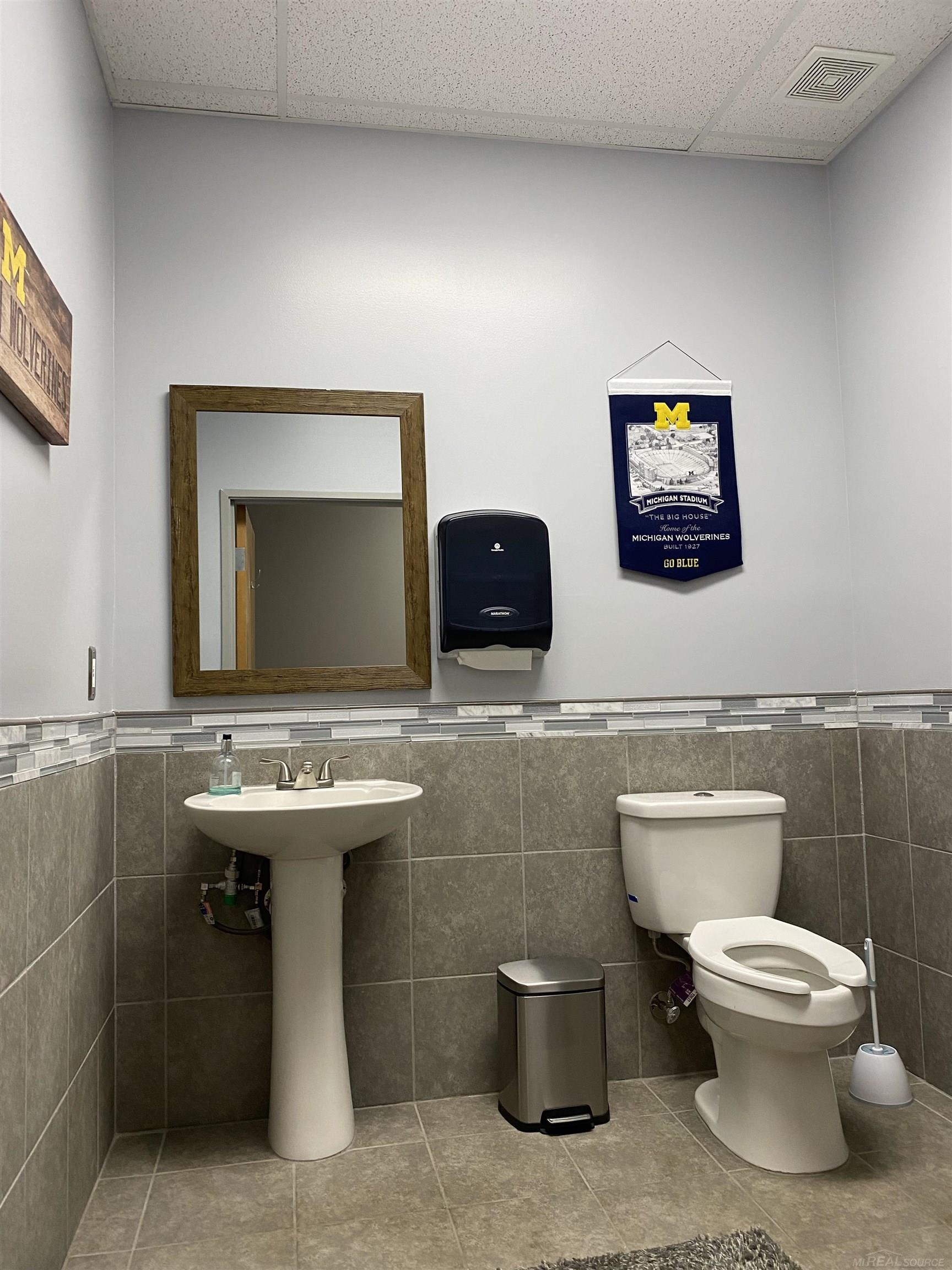55951 Gratiot Avenue Chesterfield Township MI 48051