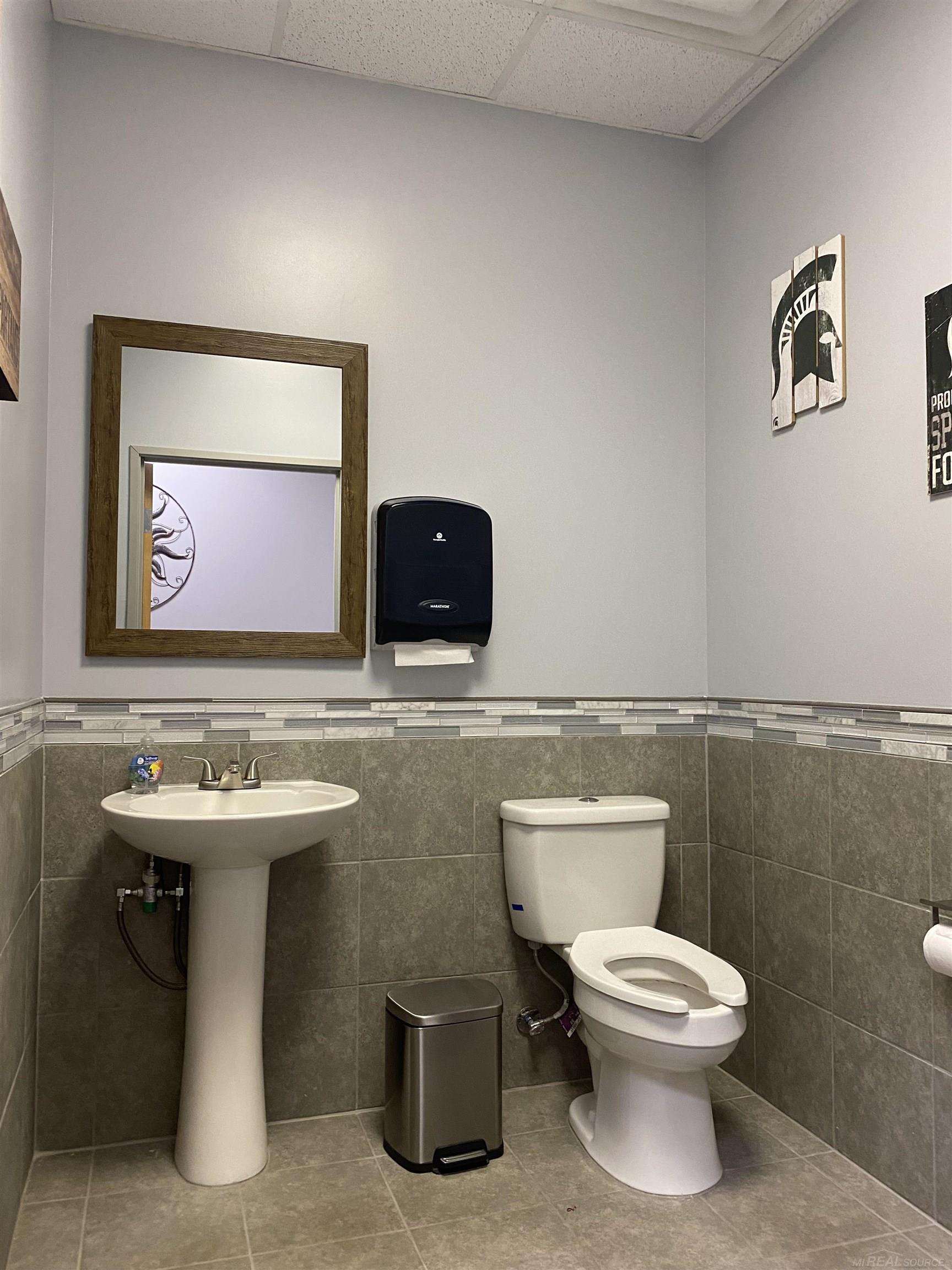 55951 Gratiot Avenue Chesterfield Township MI 48051