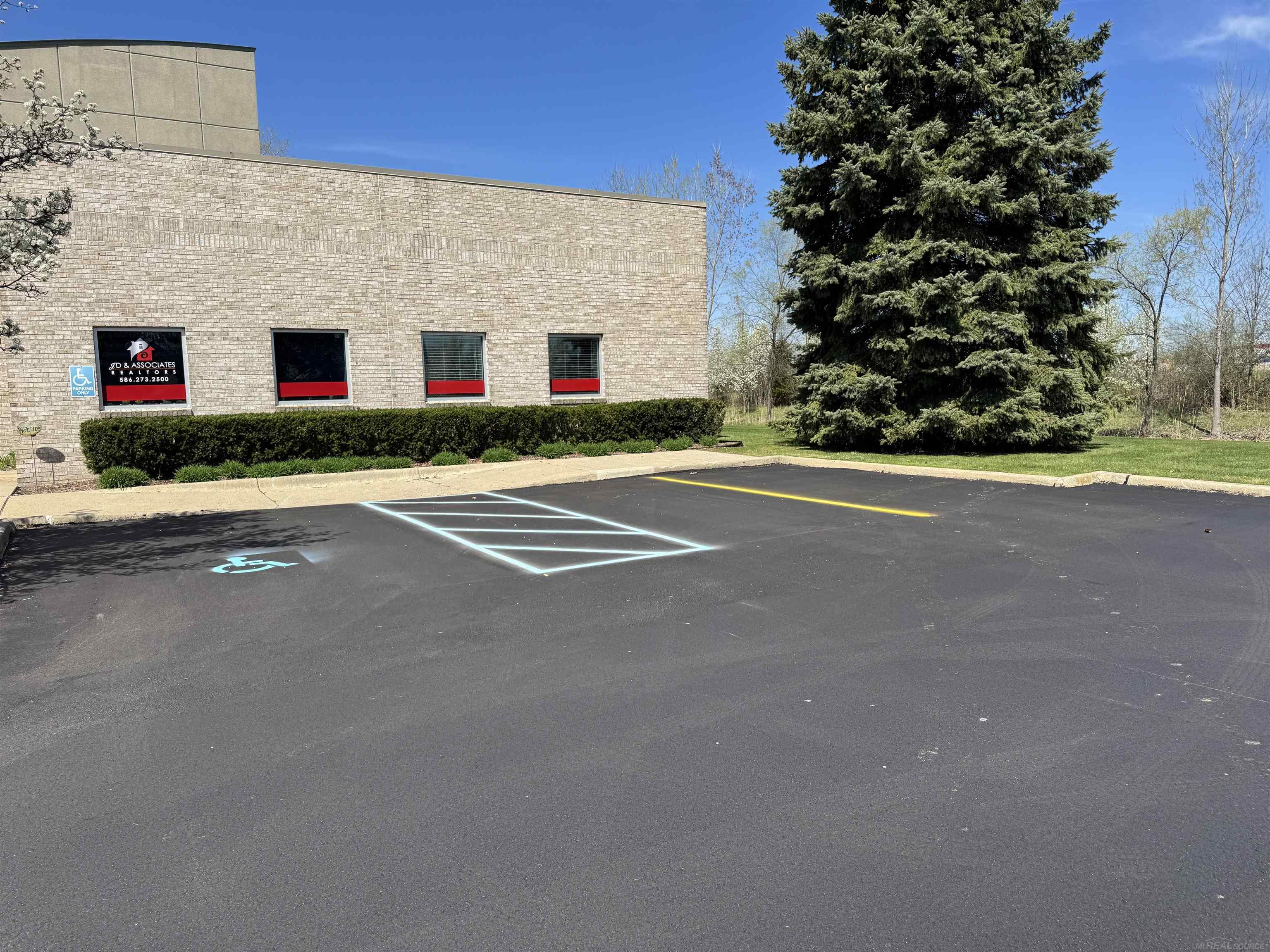 55951 Gratiot Avenue Chesterfield Township MI 48051
