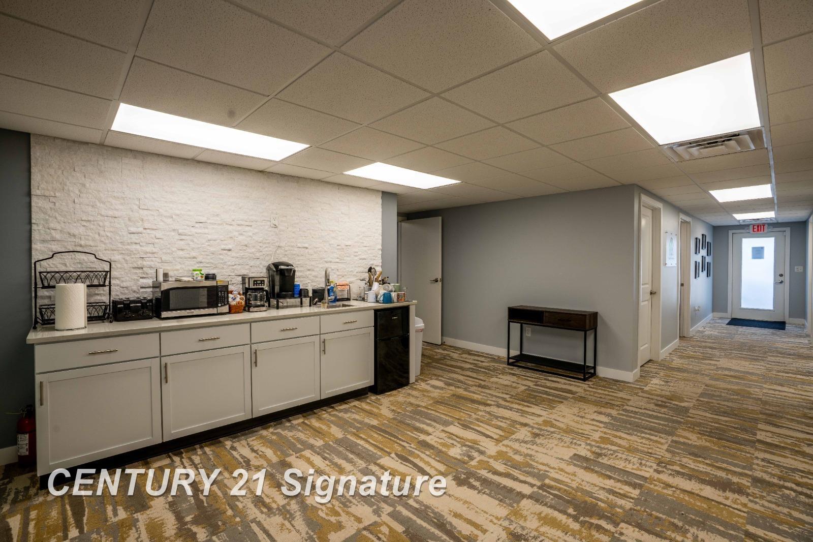 3061 Christy Way Saginaw Charter Township MI 48604