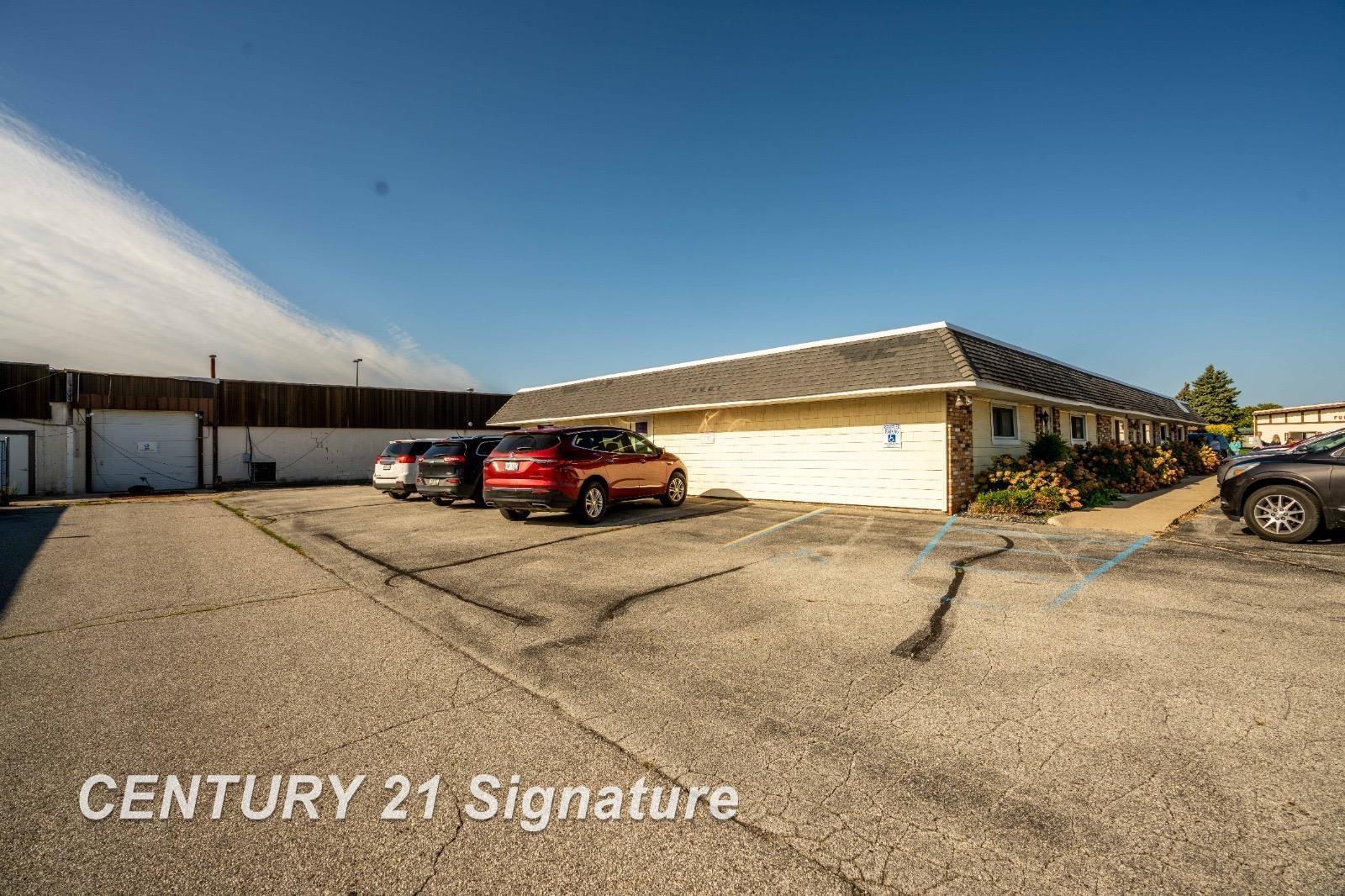 3061 Christy Way Saginaw Charter Township MI 48604