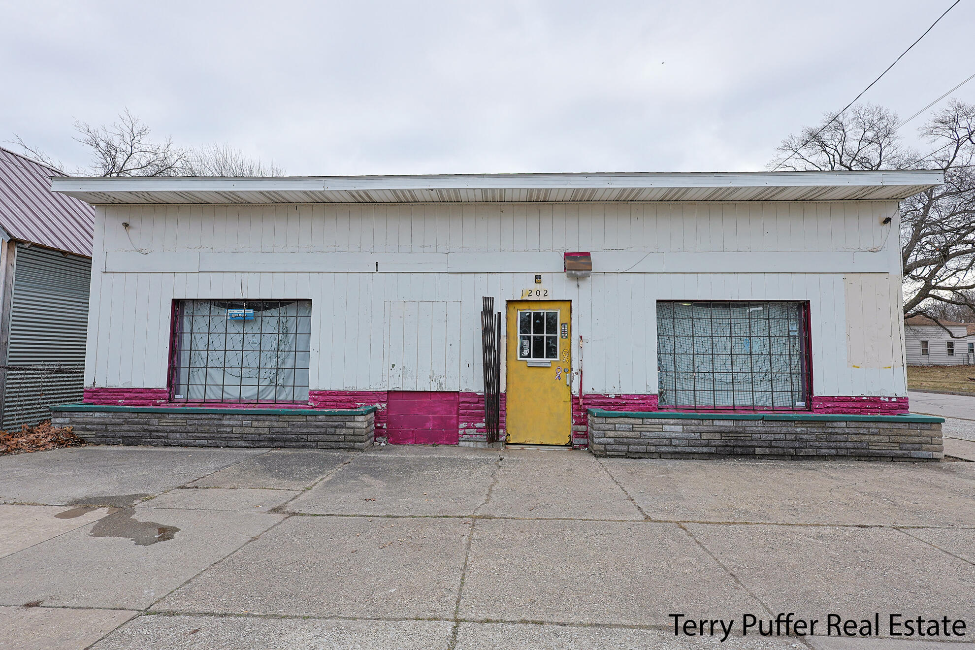1202 Wood Street Muskegon City MI 49442