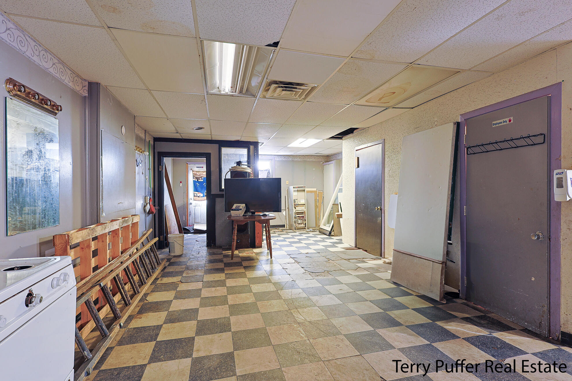 1202 Wood Street Muskegon City MI 49442