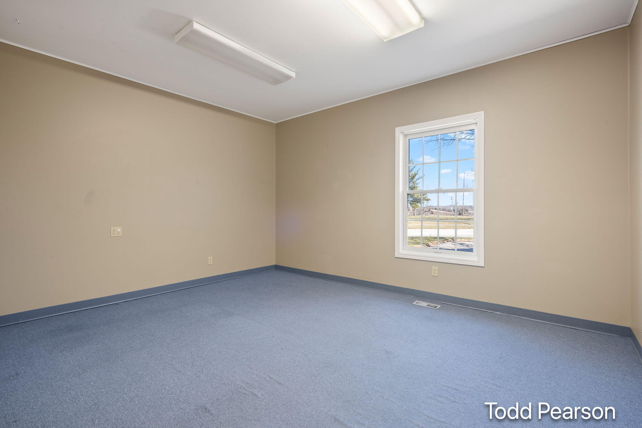 4211 Division Avenue N Plainfield Charter Township MI 49321