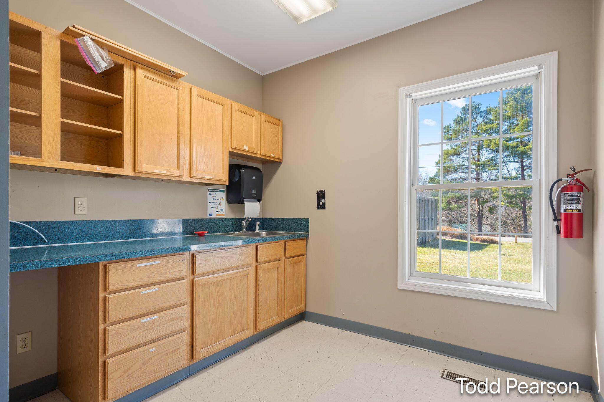 4211 Division Avenue N Plainfield Charter Township MI 49321
