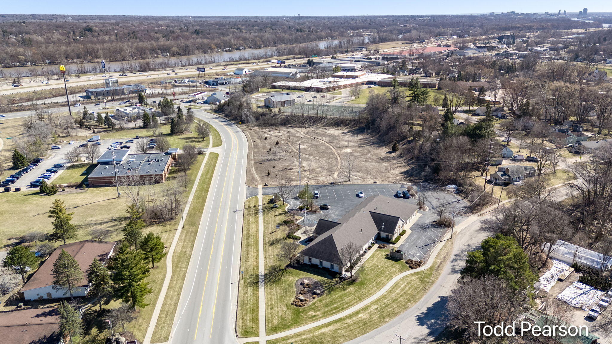 4211 Division Avenue N Plainfield Charter Township MI 49321