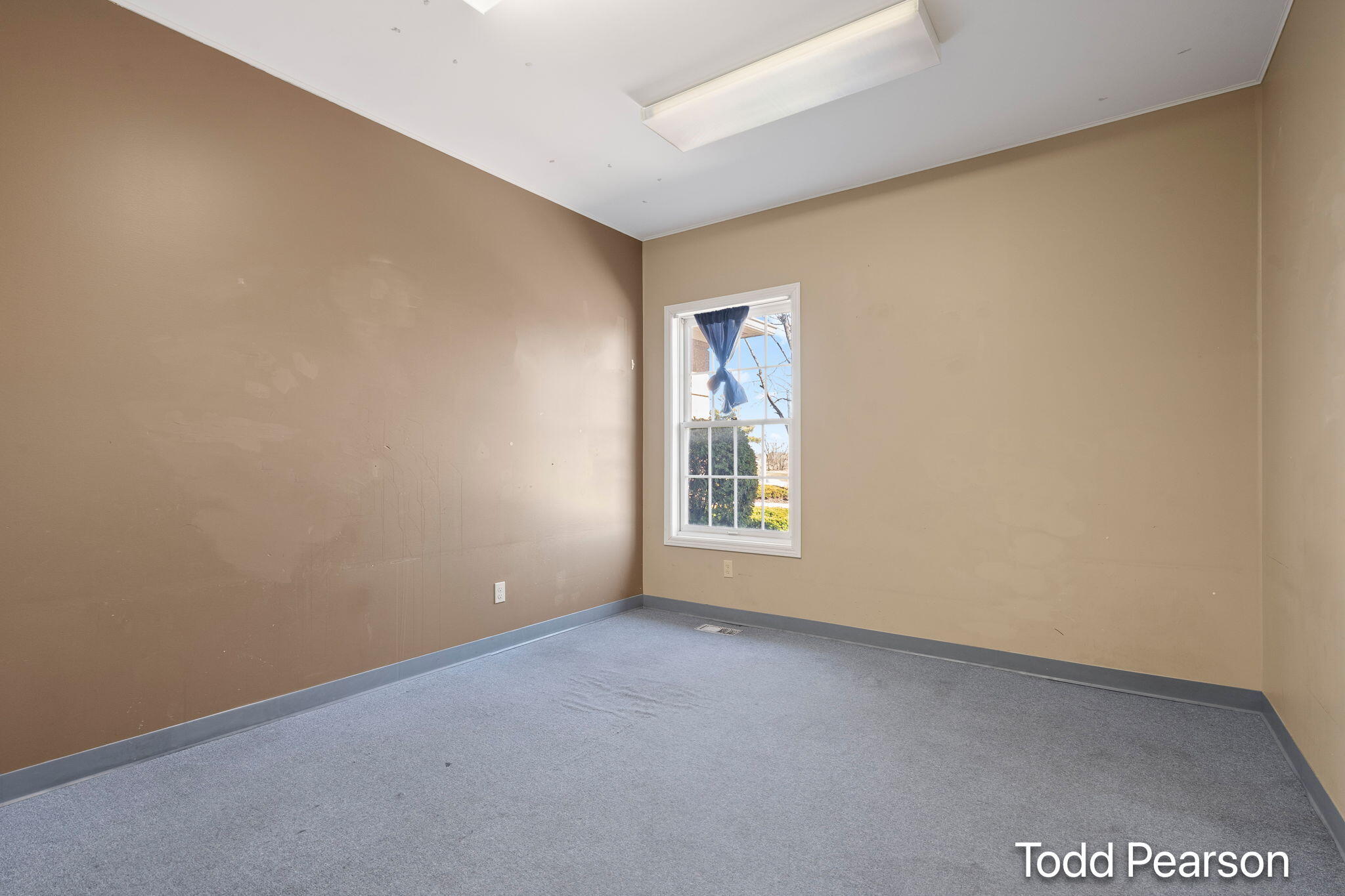 4211 Division Avenue N Plainfield Charter Township MI 49321