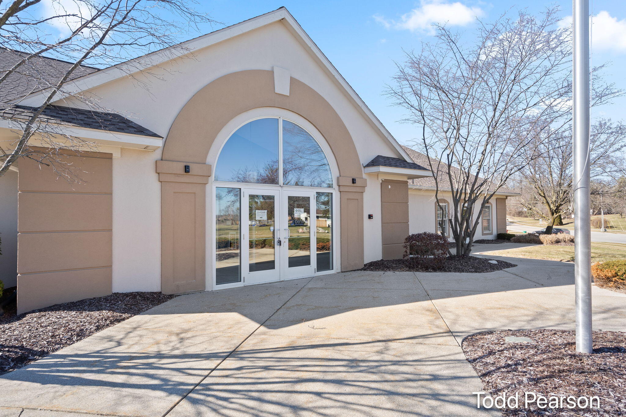 4211 Division Avenue N Plainfield Charter Township MI 49321