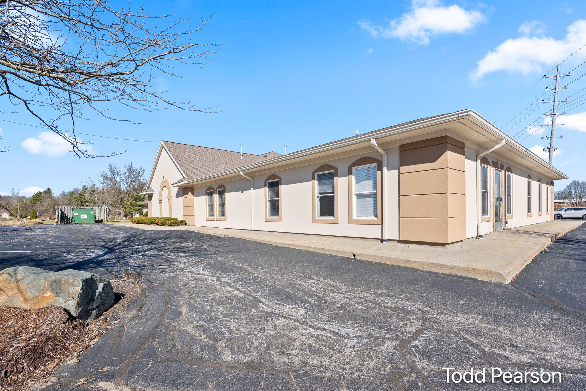 4211 Division Avenue N Plainfield Charter Township MI 49321