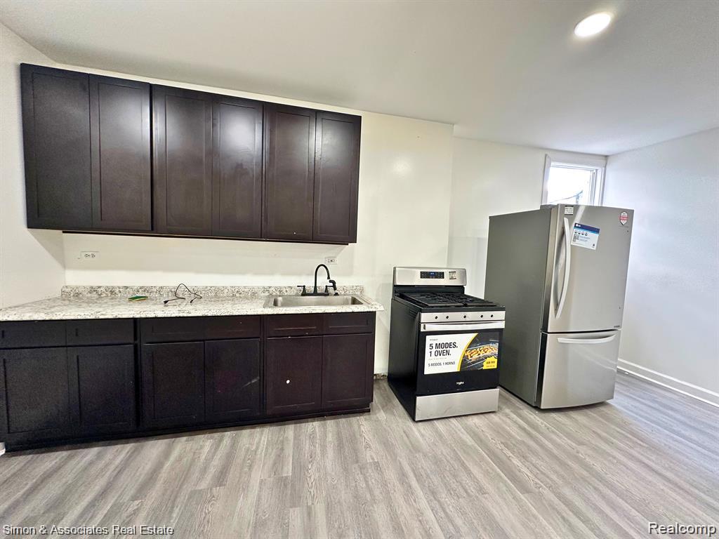 26345 Gratiot Avenue Roseville City MI 48066