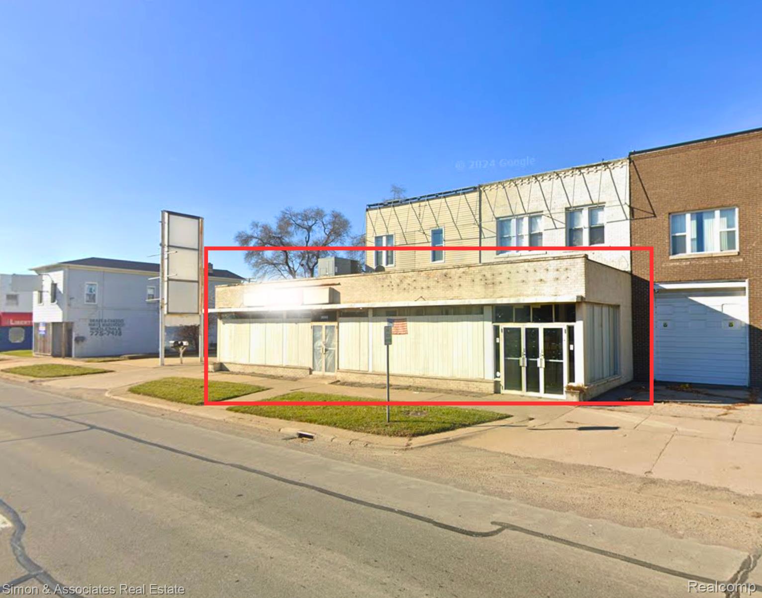 26345 Gratiot Avenue Roseville City MI 48066
