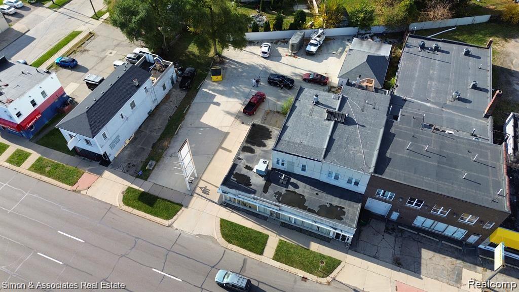 26345 Gratiot Avenue Roseville City MI 48066