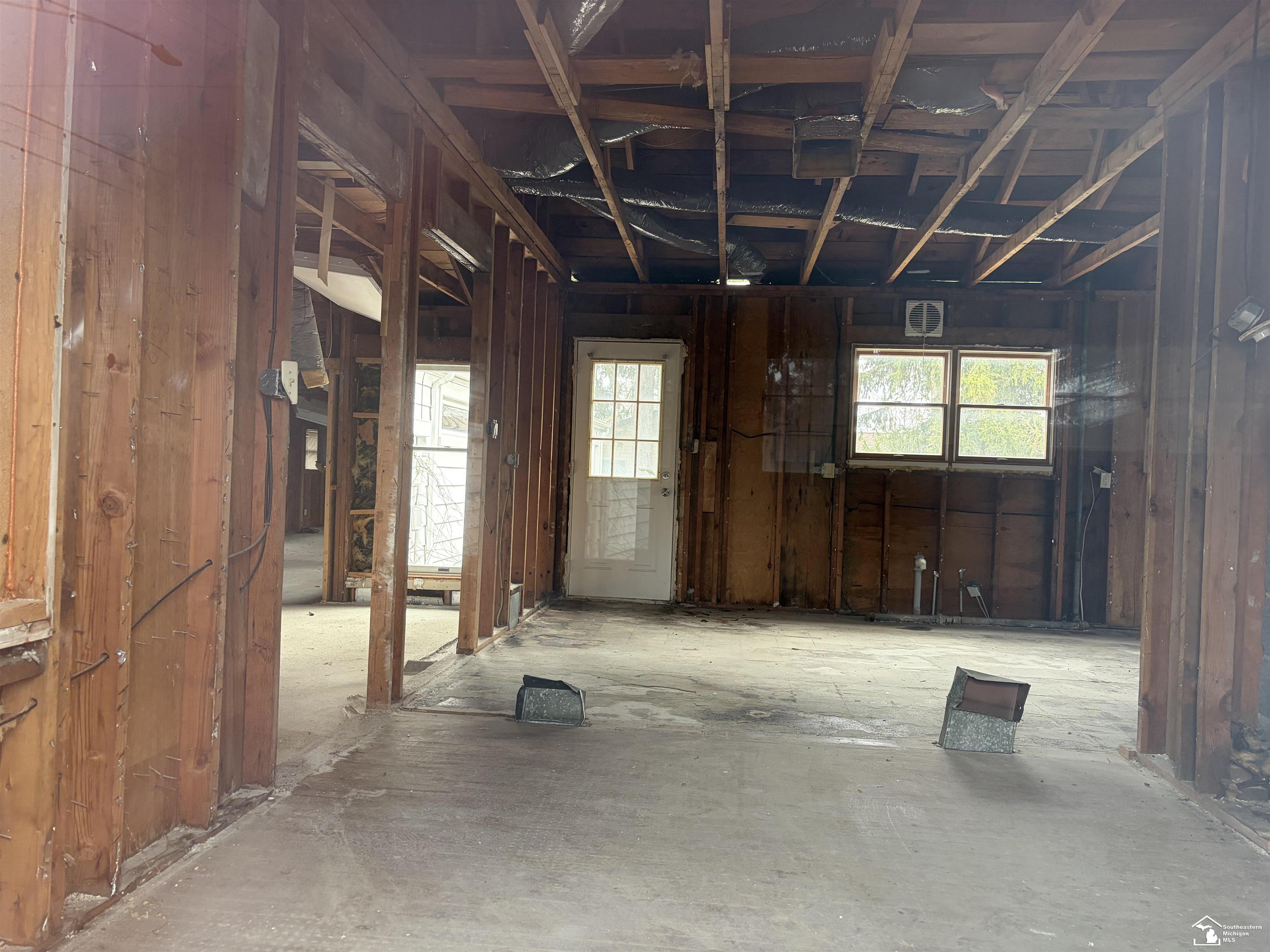 1492 N Monroe Street Frenchtown Township MI 48162