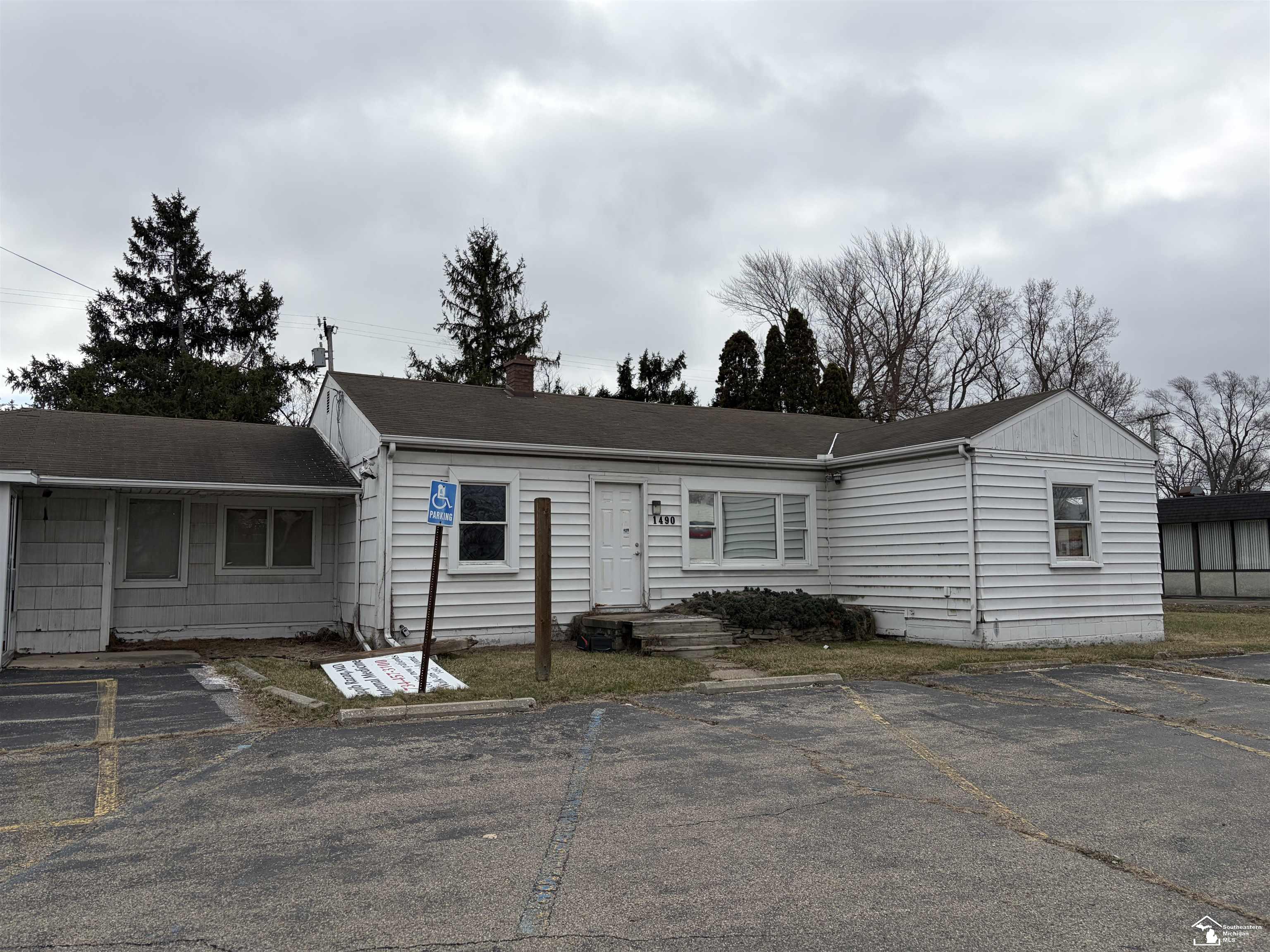 1492 N Monroe Street Frenchtown Township MI 48162