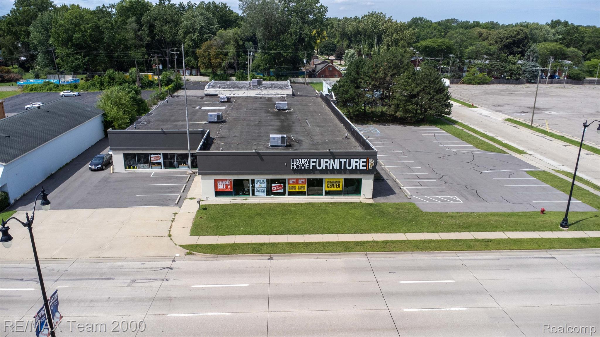 8830 Telegraph Road Taylor City MI 48180