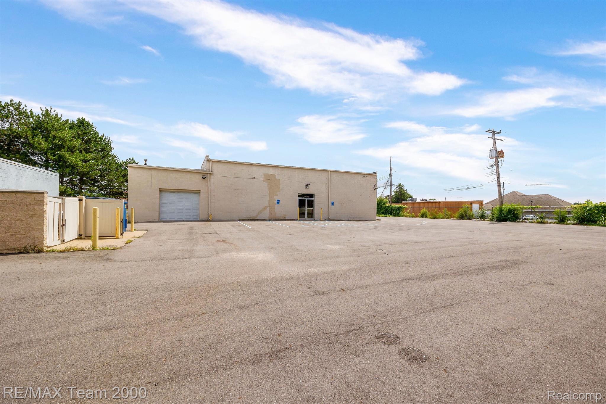 8830 Telegraph Road Taylor City MI 48180