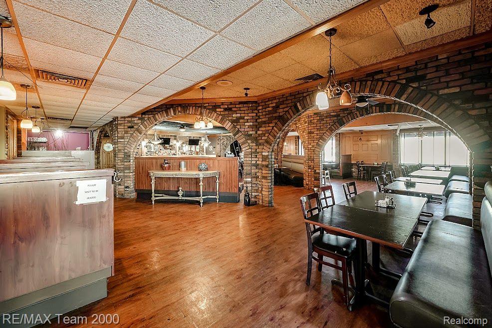 29633 Ford Road Garden City City MI 48135