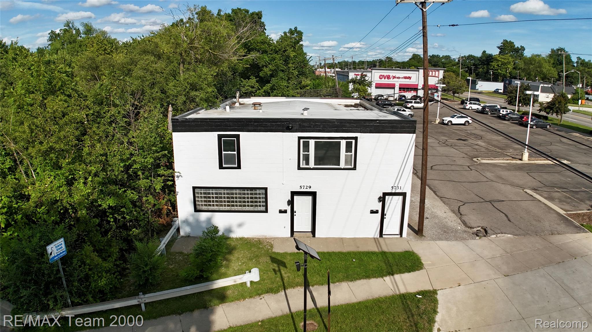 5729 S Beech Daly Street Dearborn Heights City MI 48125