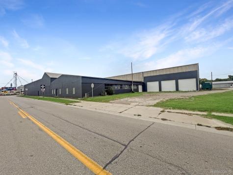 812 N Beck Street Sebewaing Village MI 48759