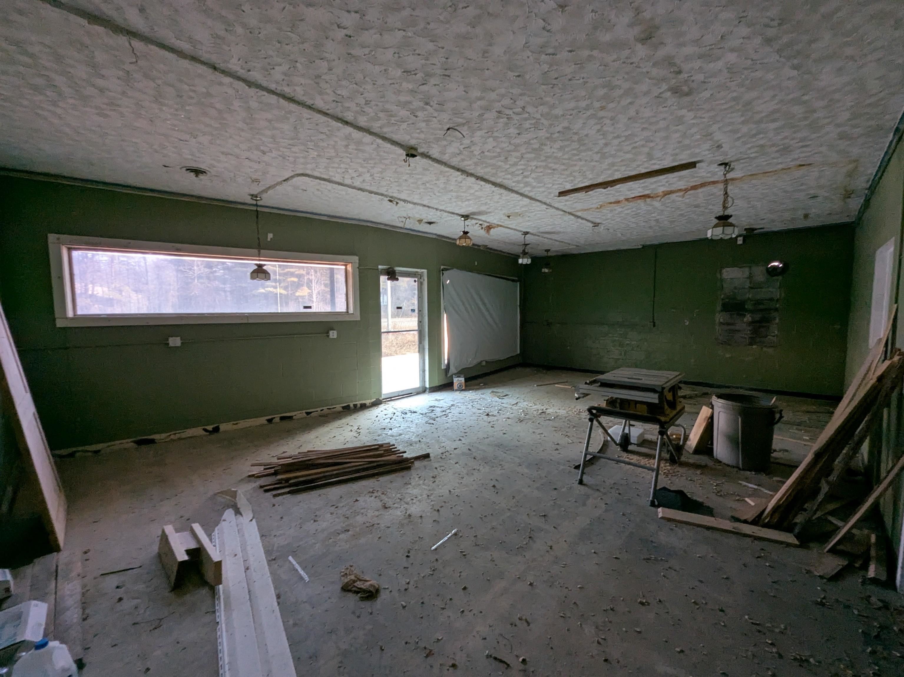 2416 E Huron Road Au Gres Township MI 48703