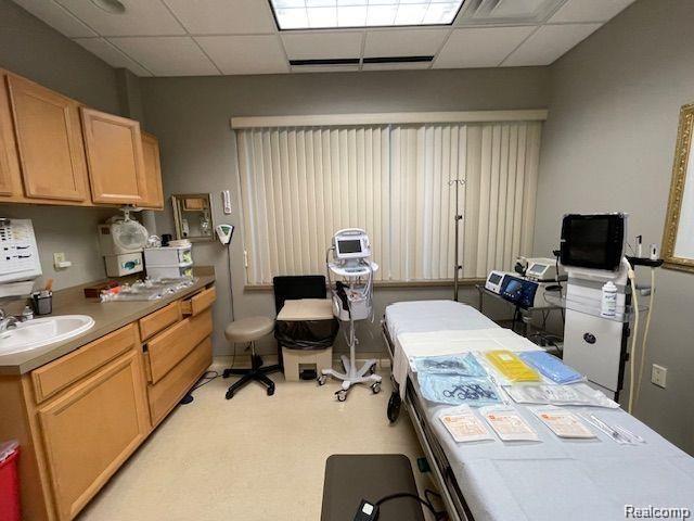 5151 Gateway Center Mundy Township MI 48507